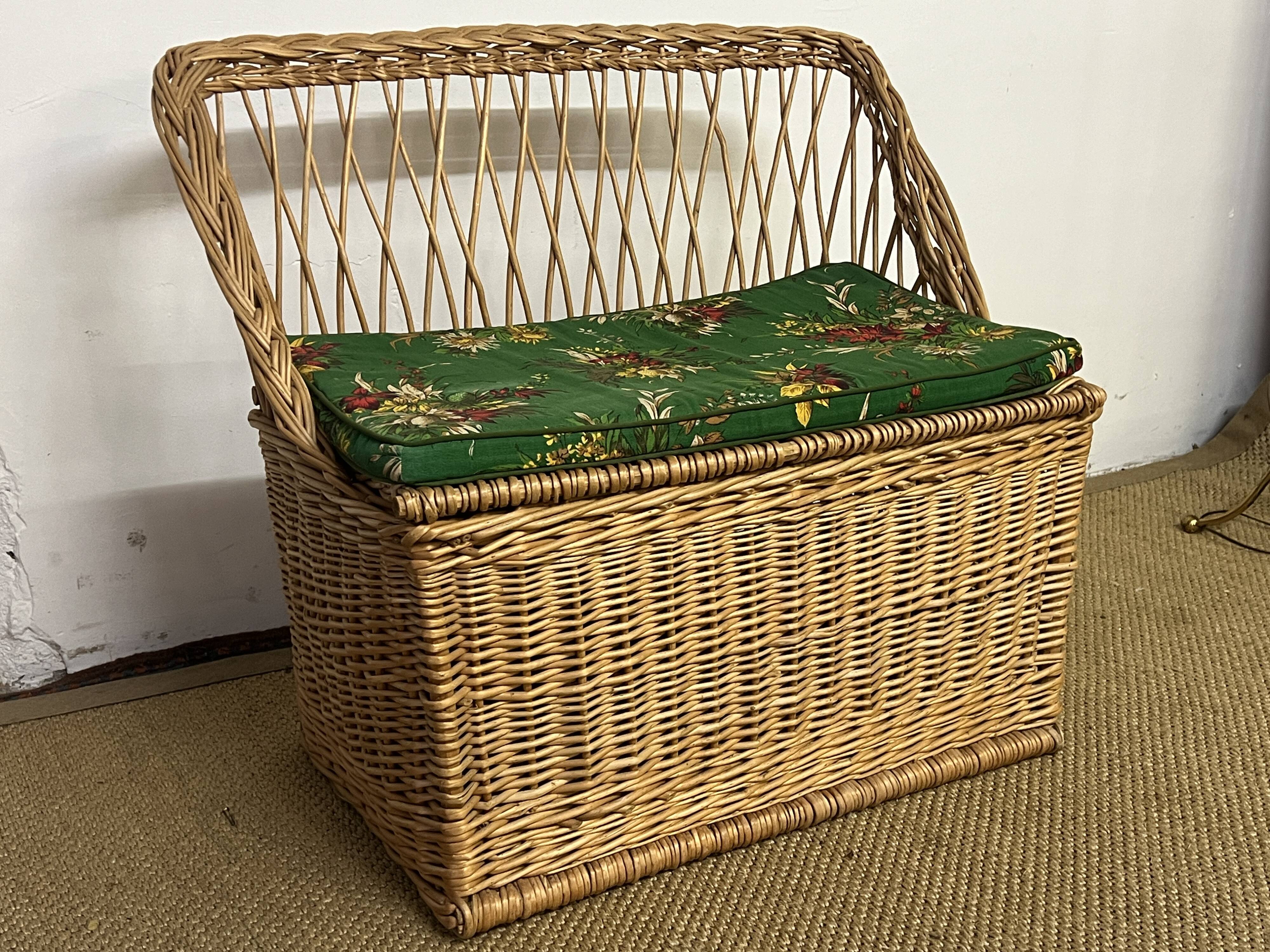Banquette coffre en rotin vintage
