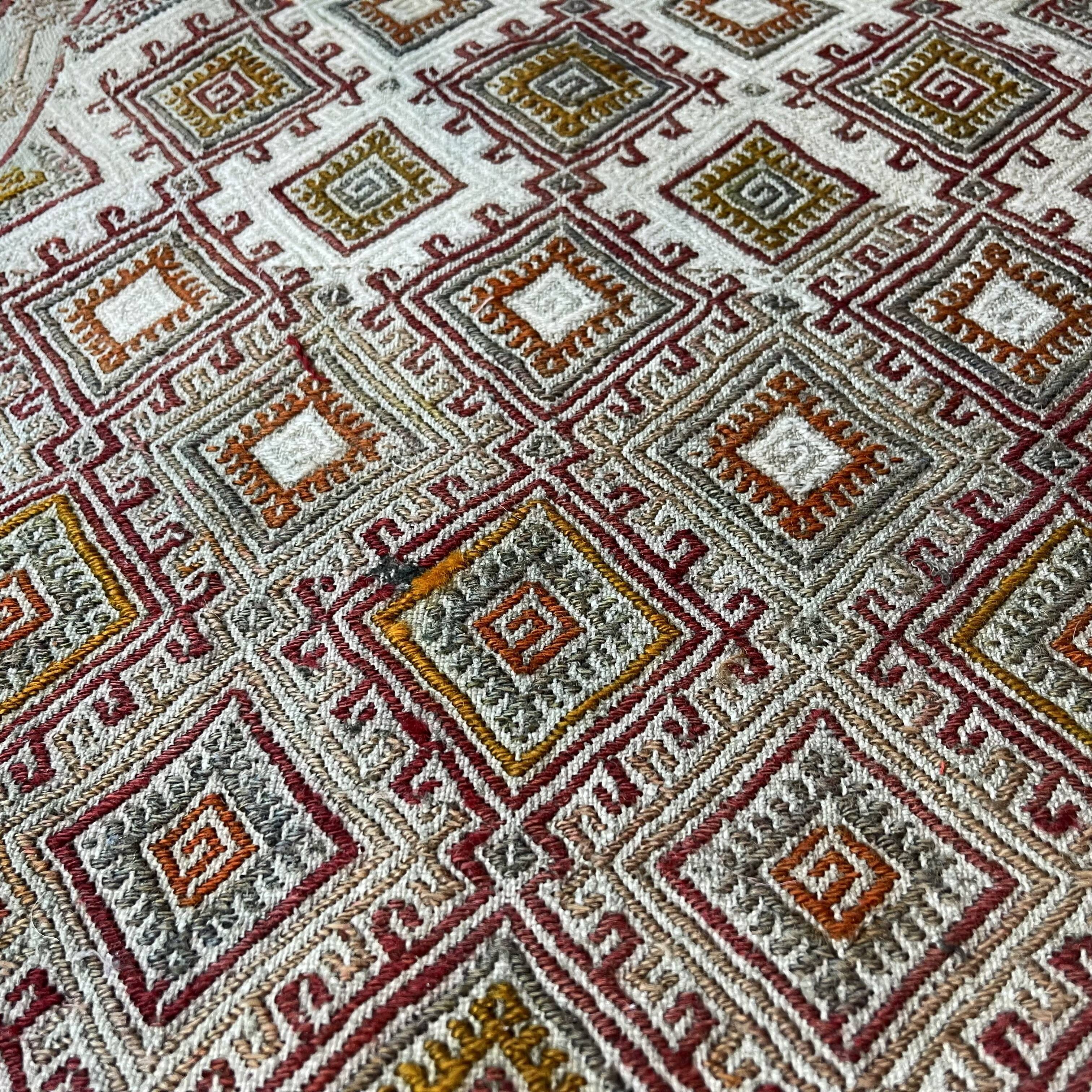 Vintage Turkish Kilim Rug , 90 x 50 cm