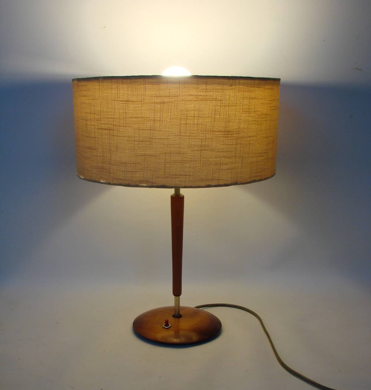 Lampe danoise vintage des années 60 – bois, métal, plastique