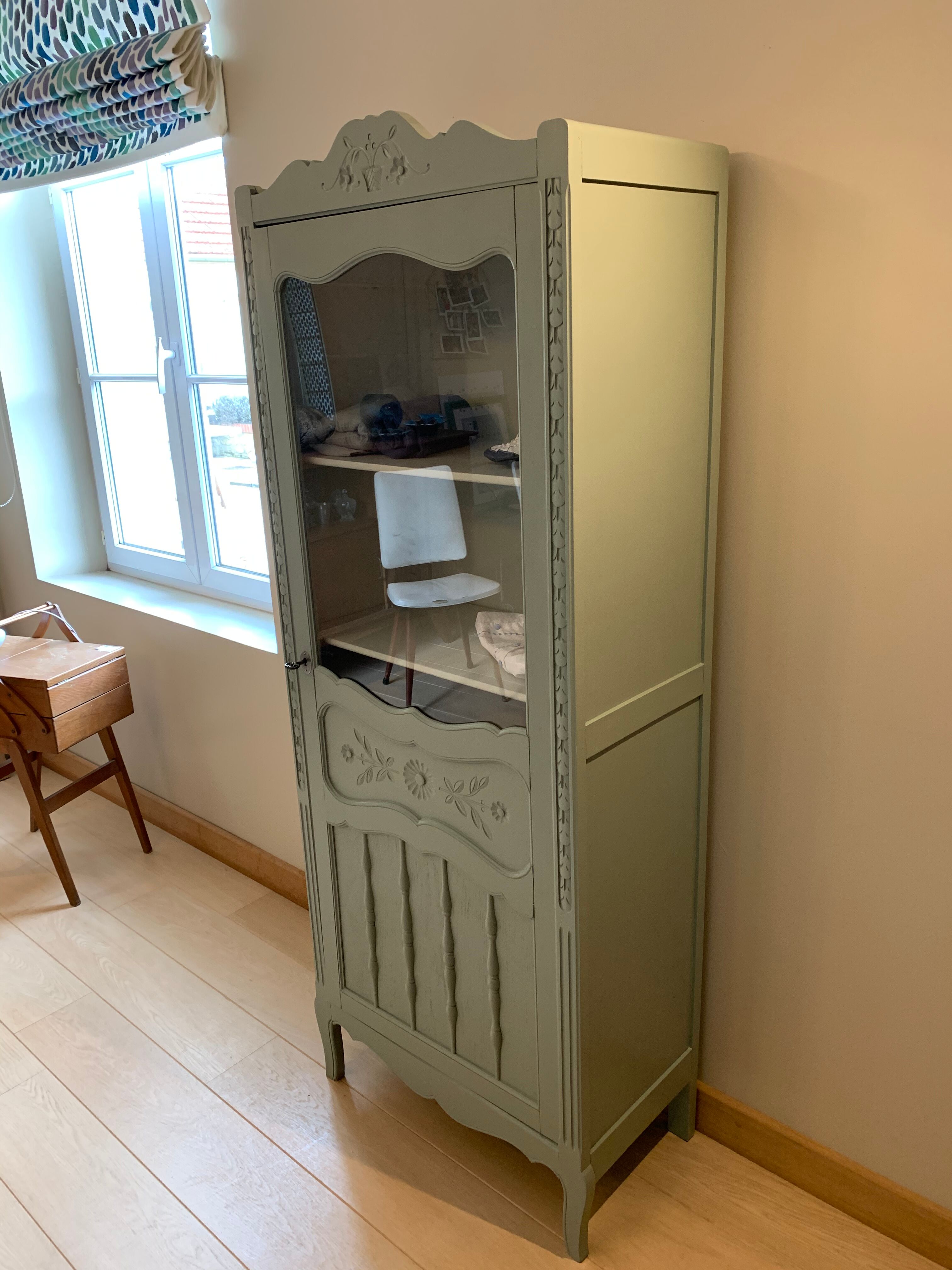 Glass-glazed bonnetière