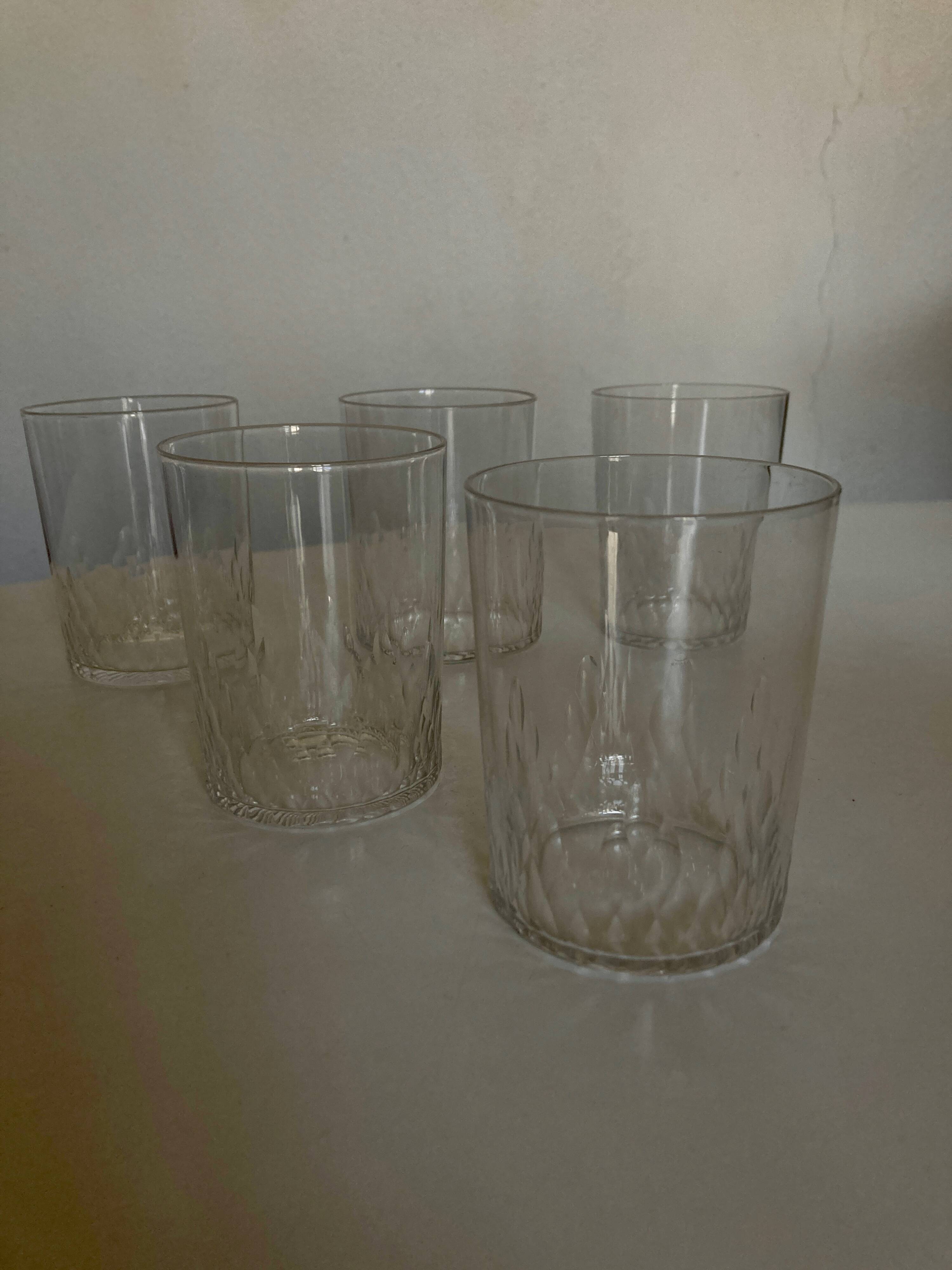 Set of 5 Baccarat modernist Ecailles water goblets