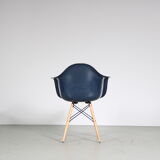 1970s Fiberglass chair by Charles & Ray Eames for Herman Miller, USA