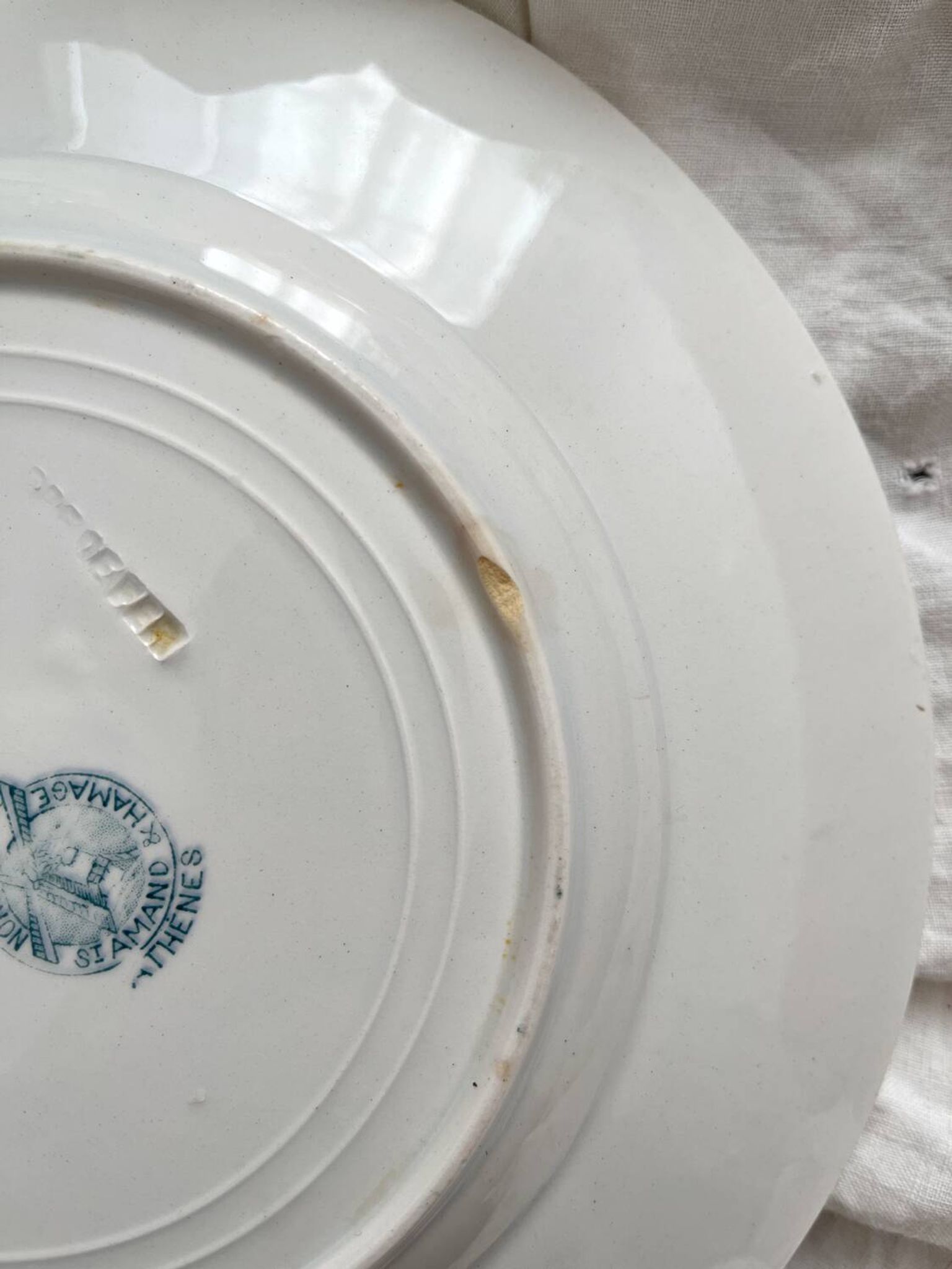 6 assiettes plates en terre de fer « Athènes » Saint Amand et Hamage