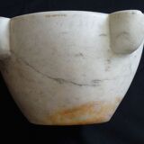 Carrara marble mortar of eighteenth period 37 x 18 cm