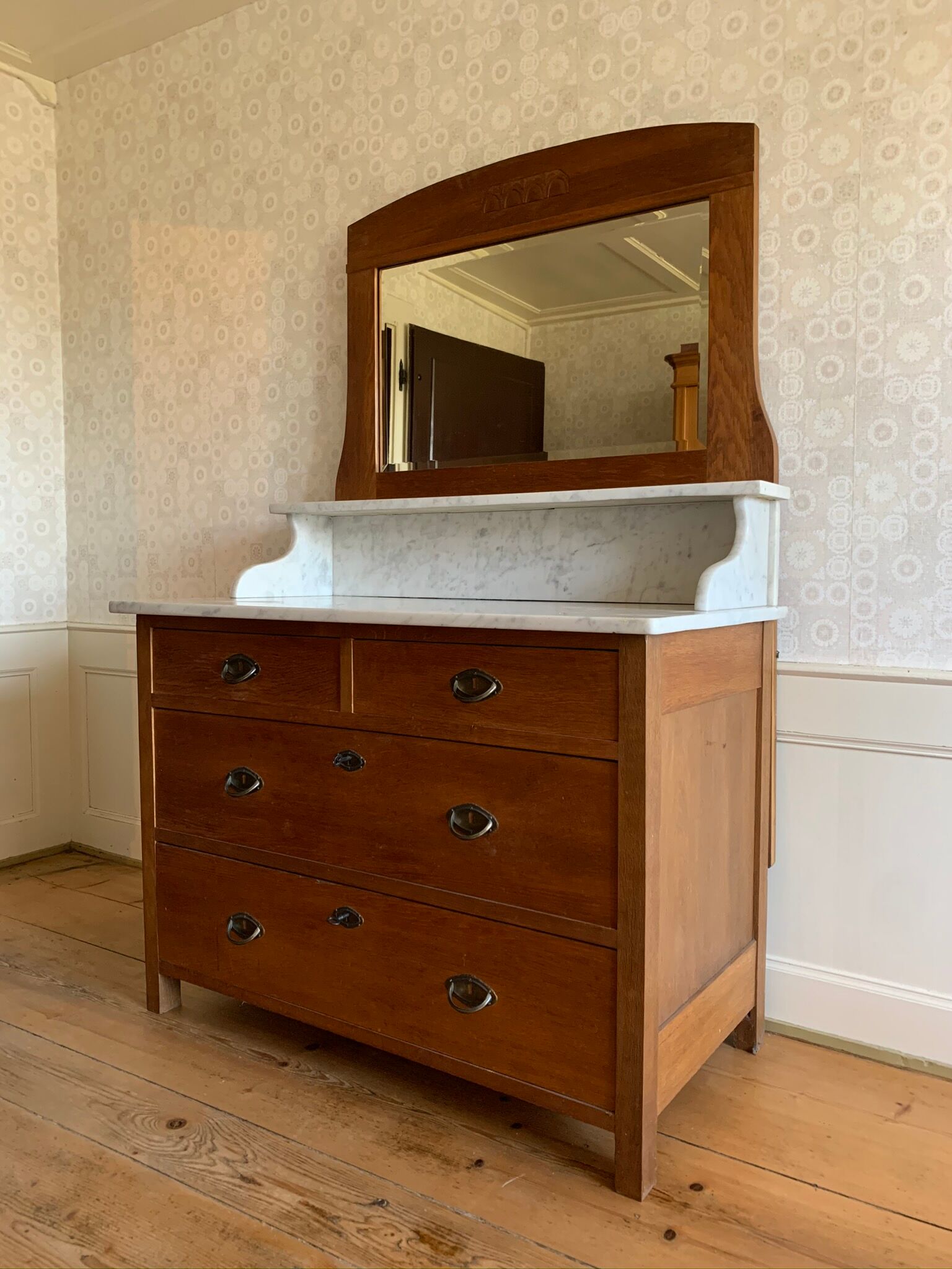 Wooden Chest of Drawers with marble top & mirror, antik country house 19th Century