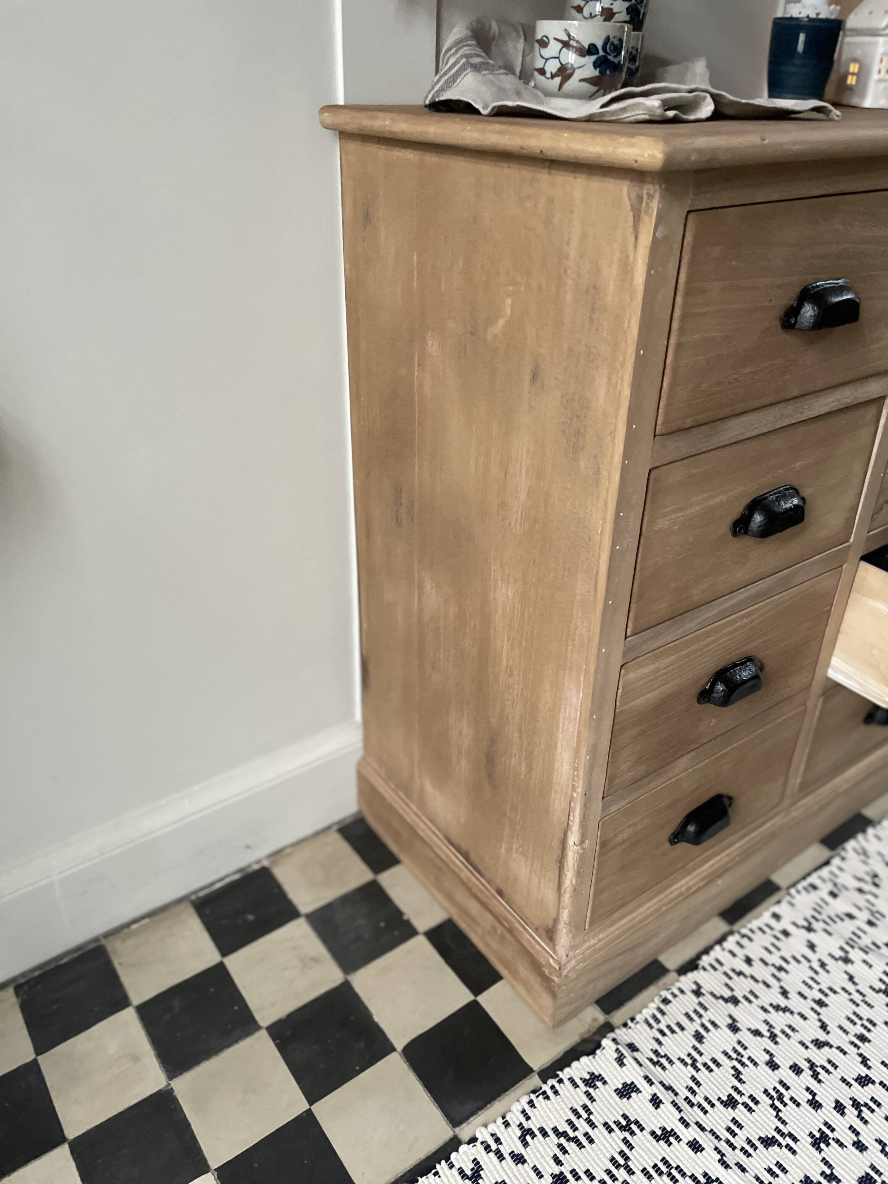 Drawer cabinet