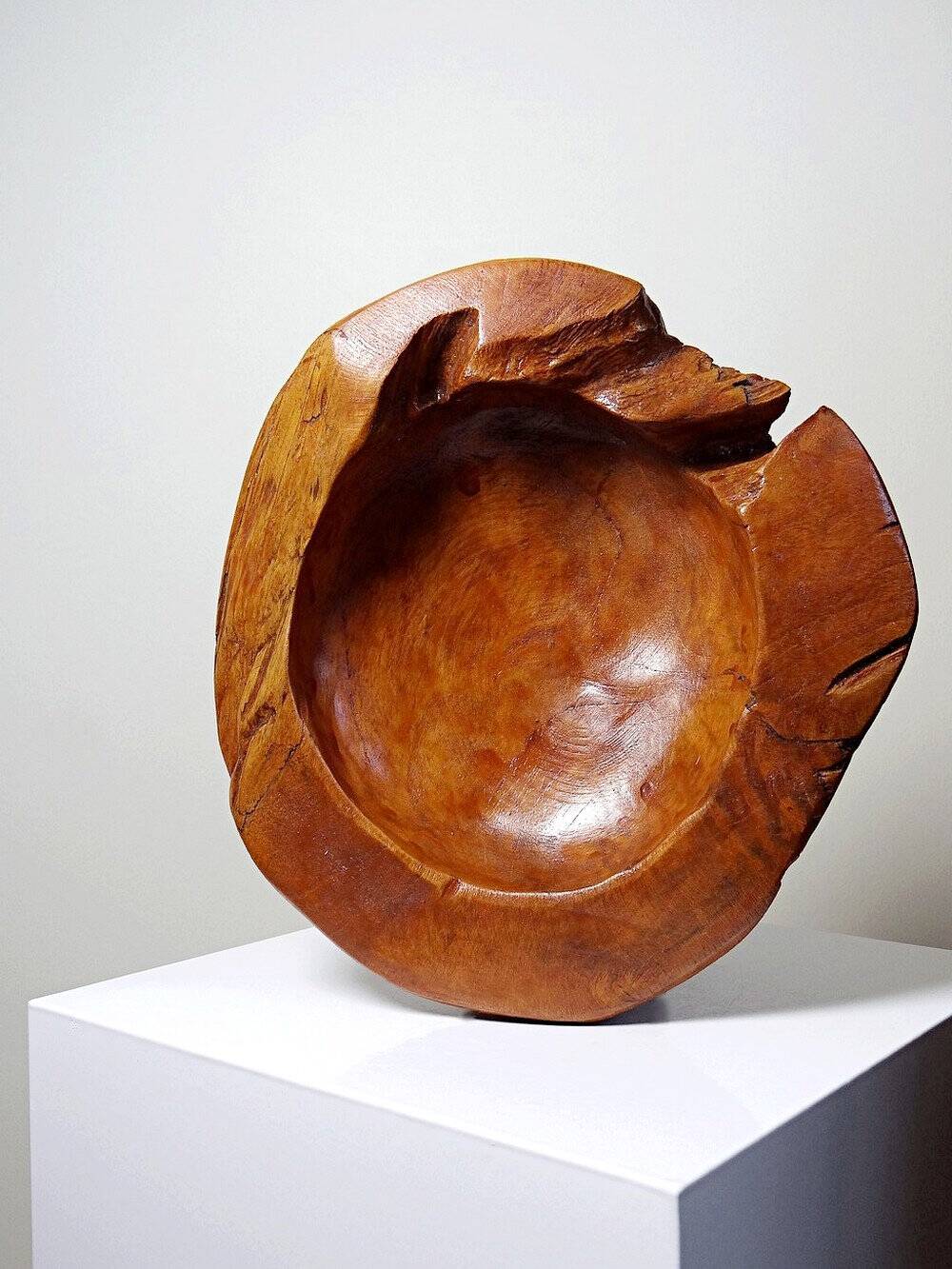 Large vintage nut bowl or empty pocket in teak wood, Italy, 1960s-70s