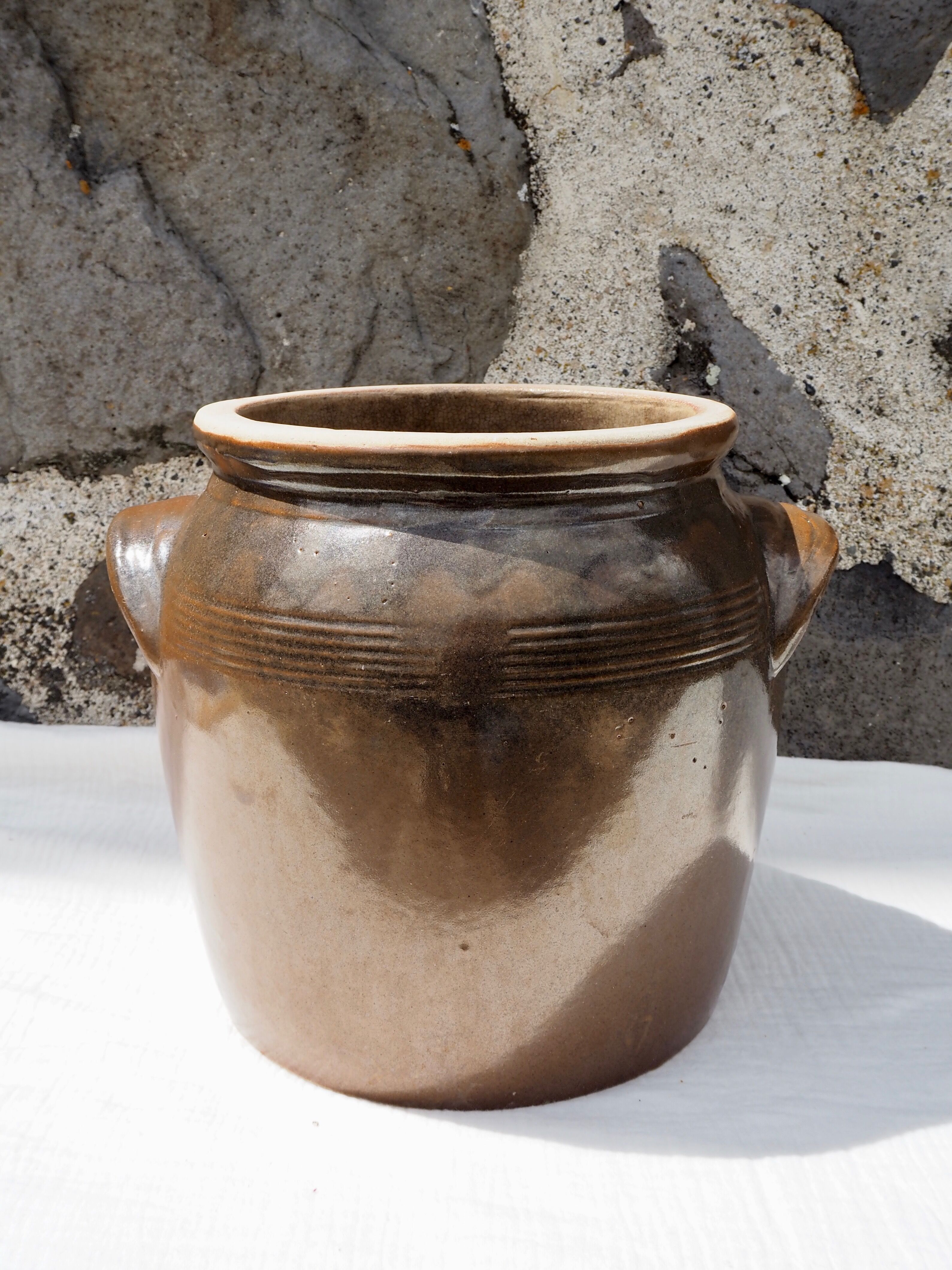 Brown glazed grease pot