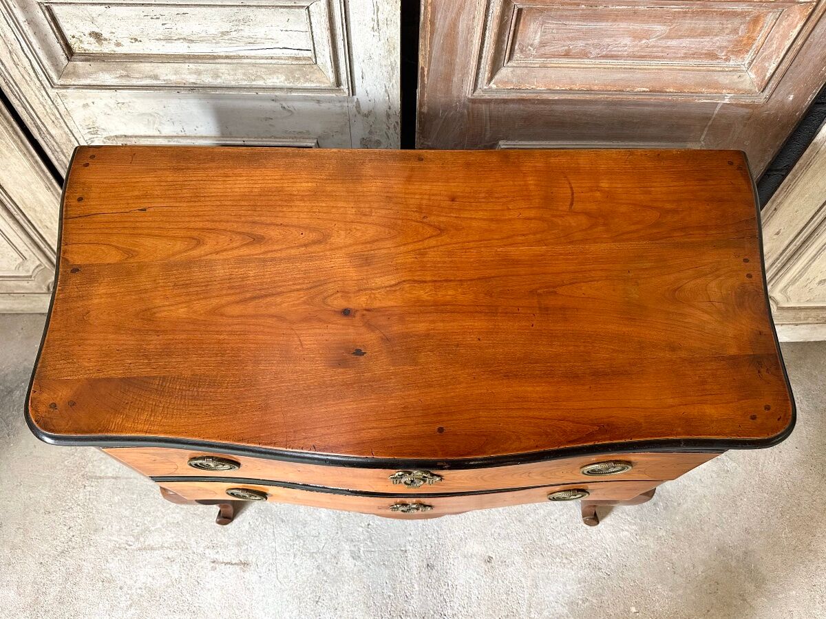 Commode sauteuse en merisier époque 1900