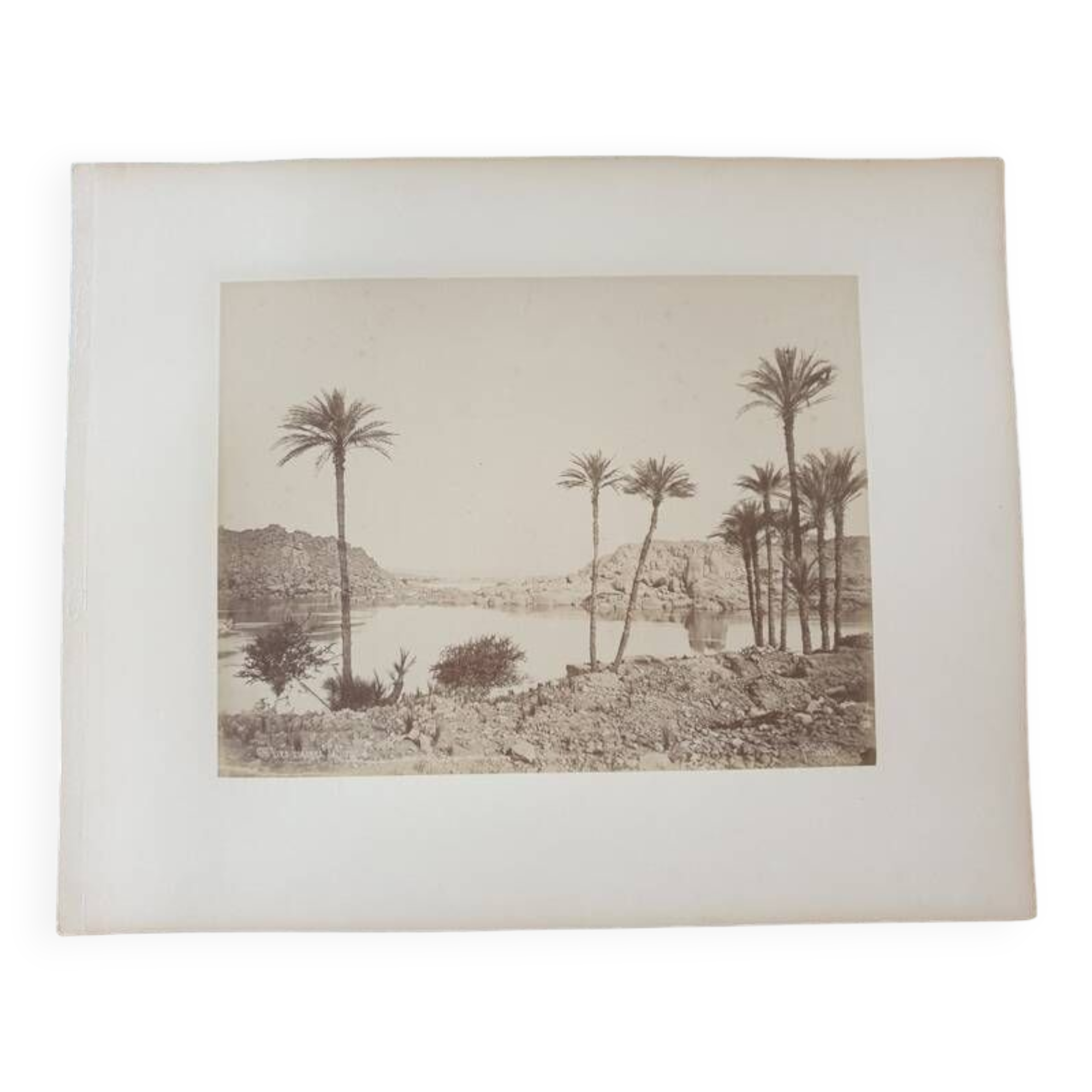 Pascal Sébah (1823-1886) - Photographie, tirage albuminé - "Les rochers de Konosso, Egypte"