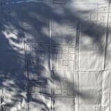 Hand-made linen tablecloth for reception