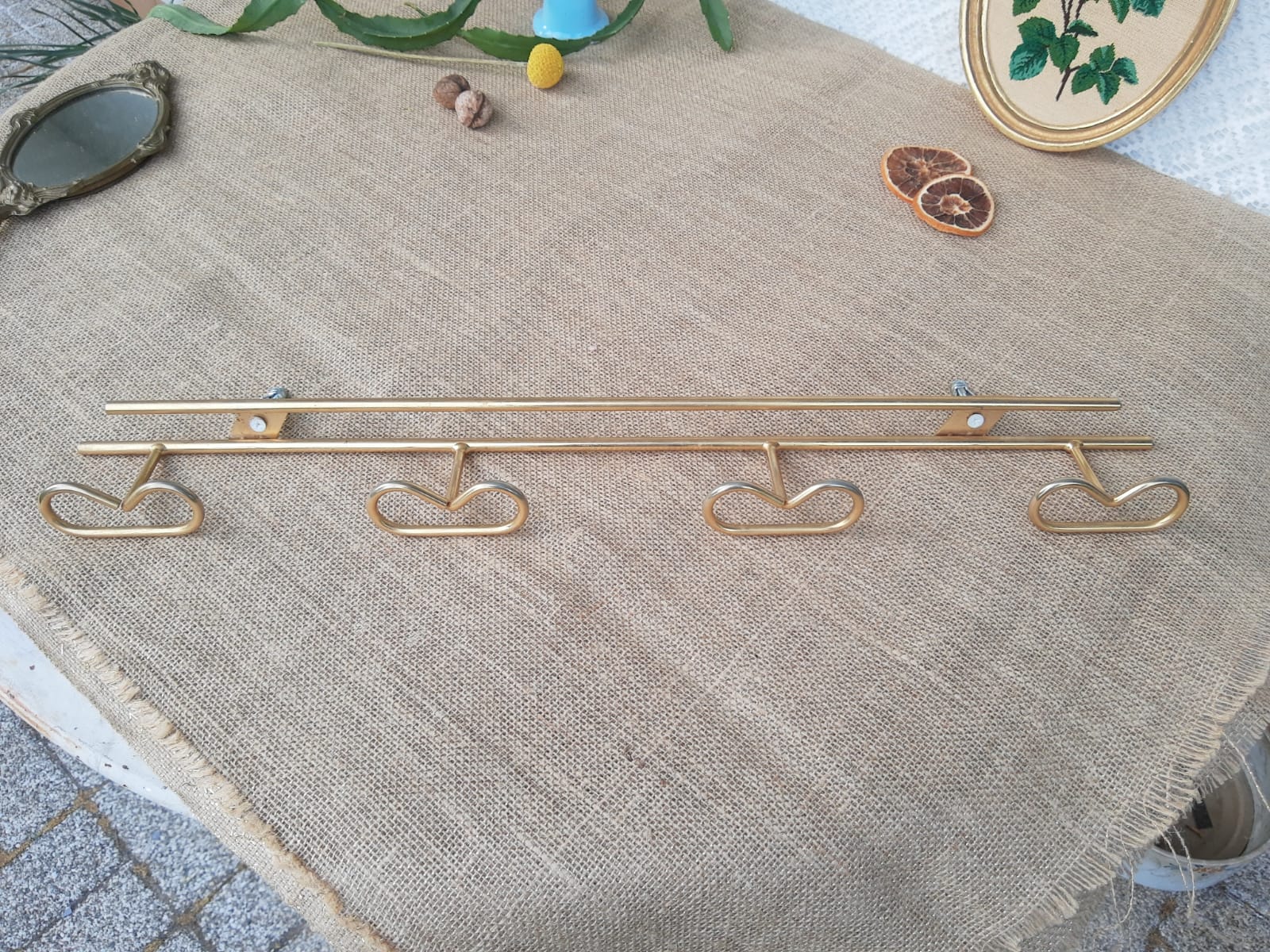 Porte manteau 4 patères en métal doré vintage