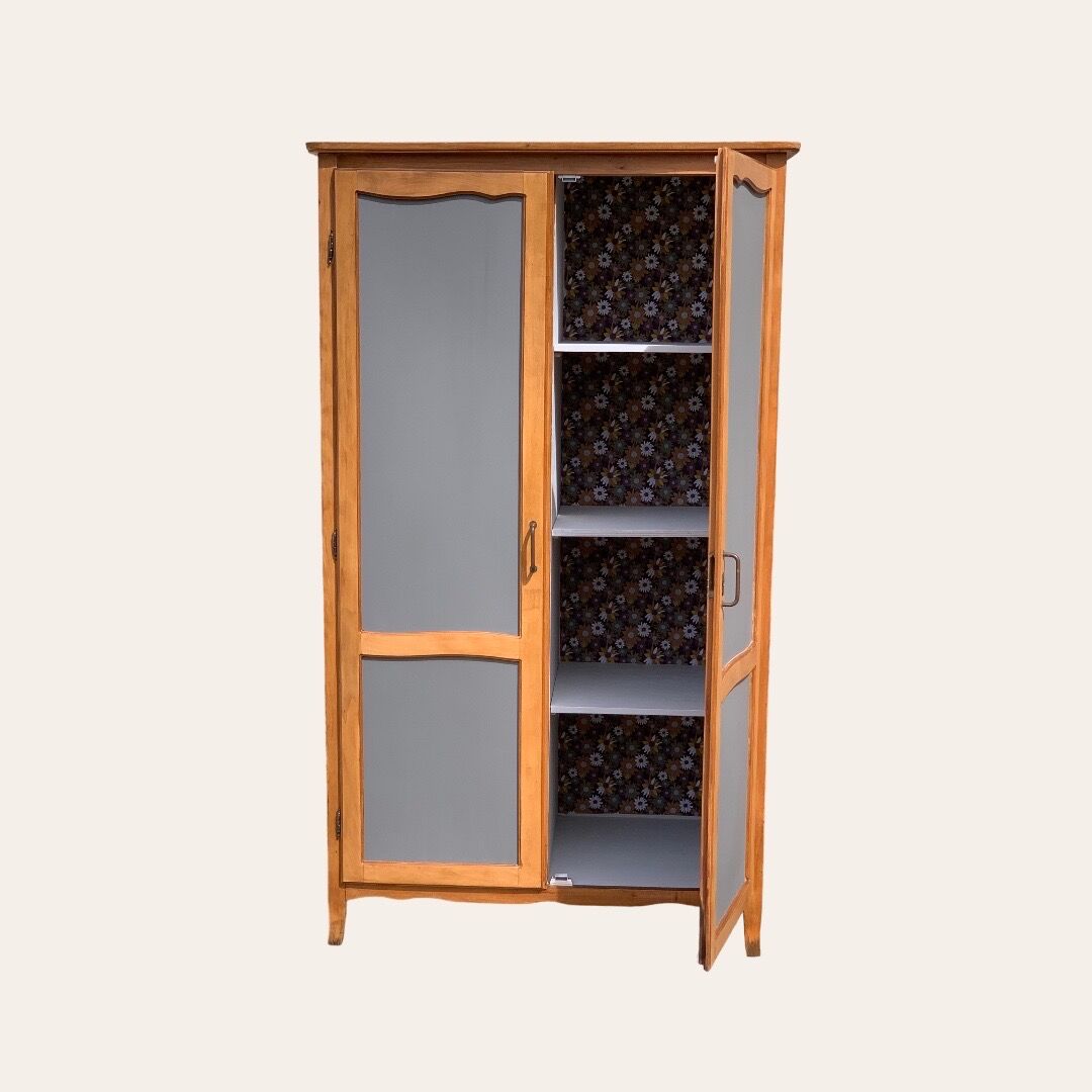 Vintage Parisian cabinet 1970s