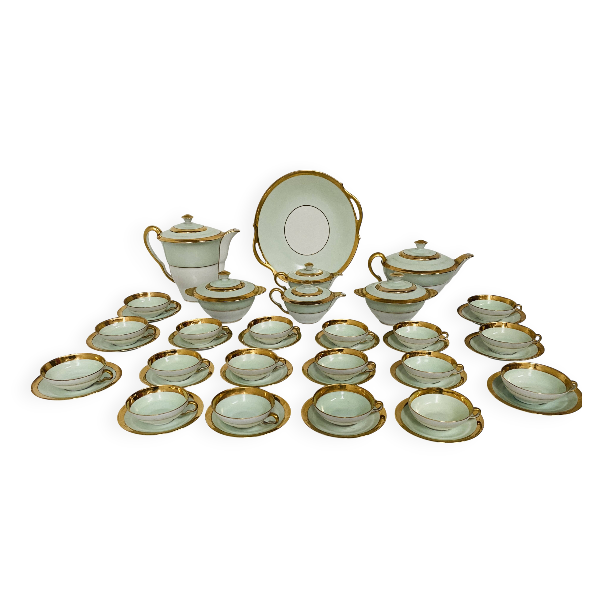 Coffee and tea service comprising 25 pieces in polychrome porcelain. 20th century.