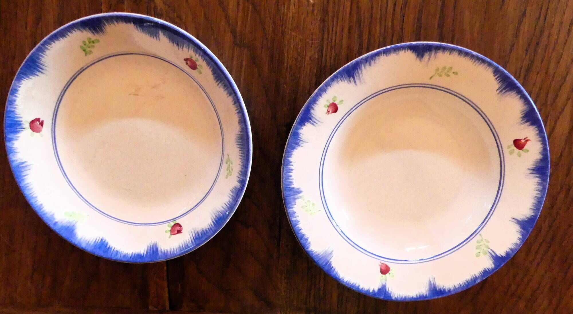 Service of 53 pieces from Gien, model "Bagatelle" (plates, dishes, salad bowls)