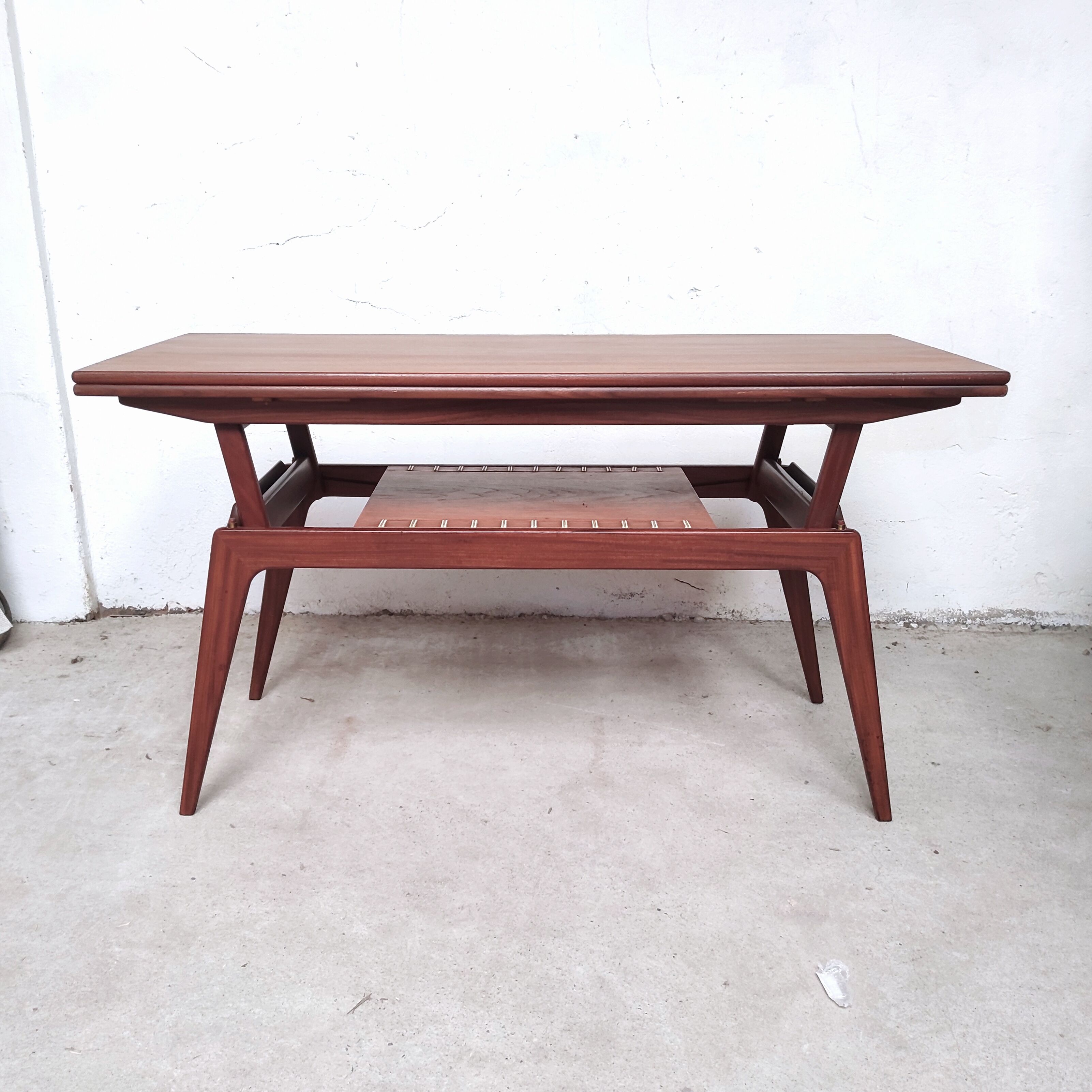 Teak liftable coffee table, Denmark - 1960