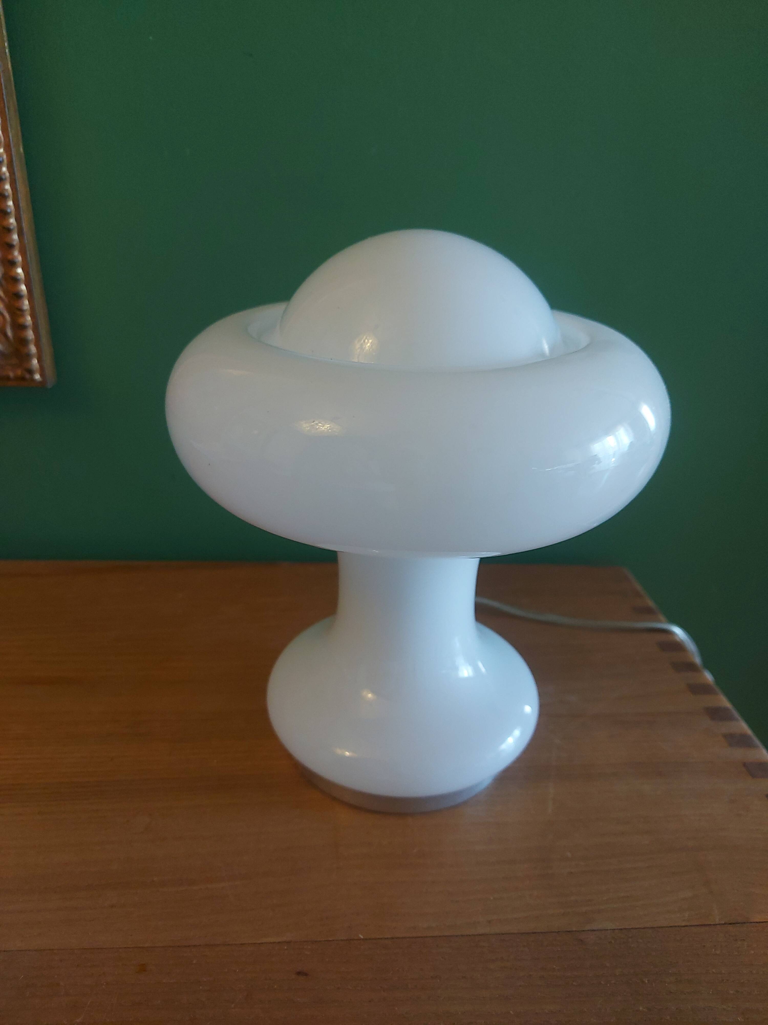 Mushroom lamp peill putzler in white opaline 60'S