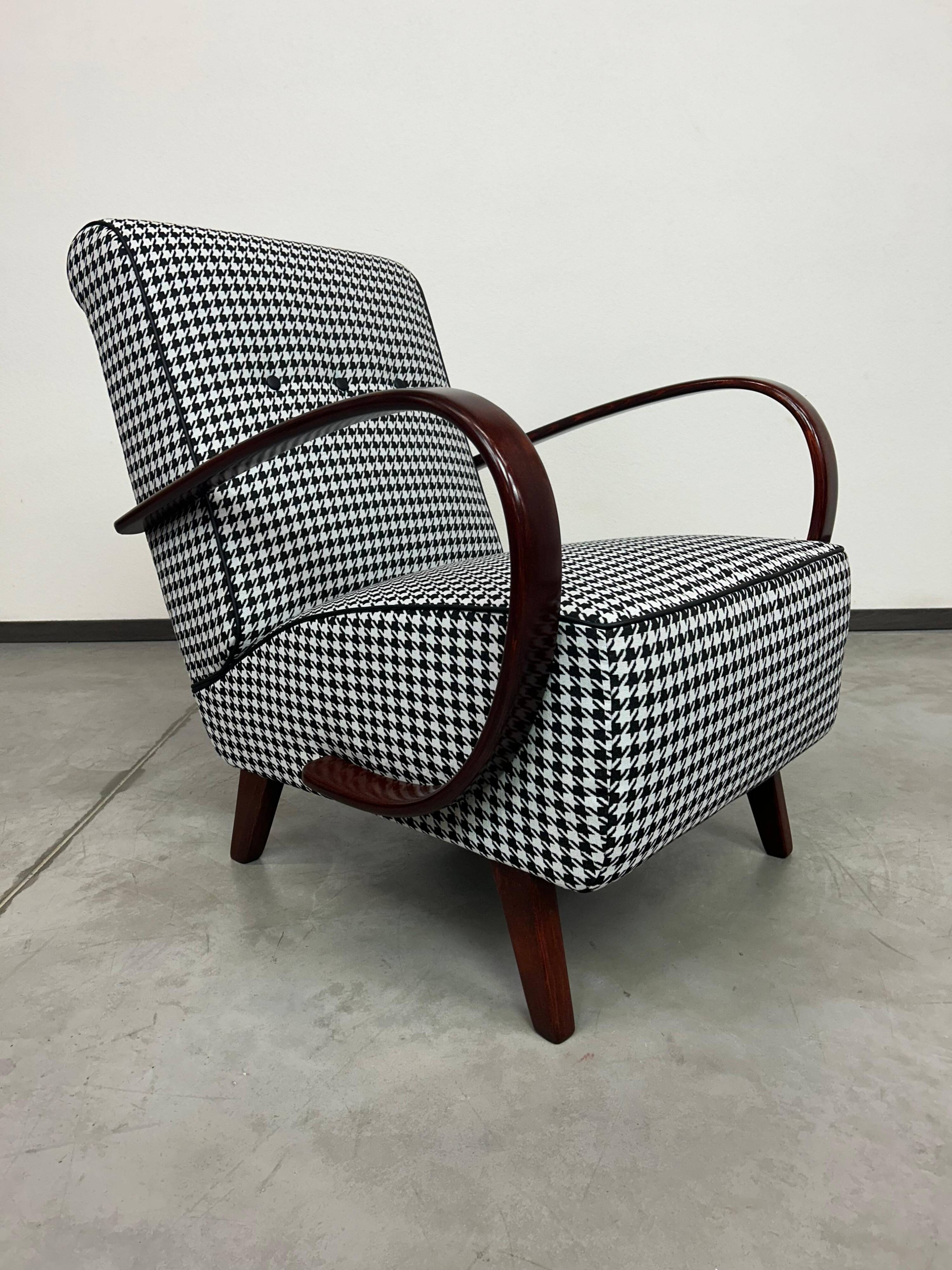 Fauteuil art déco Pepito par Jindřich Halabala