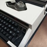Olympia Typist 1970