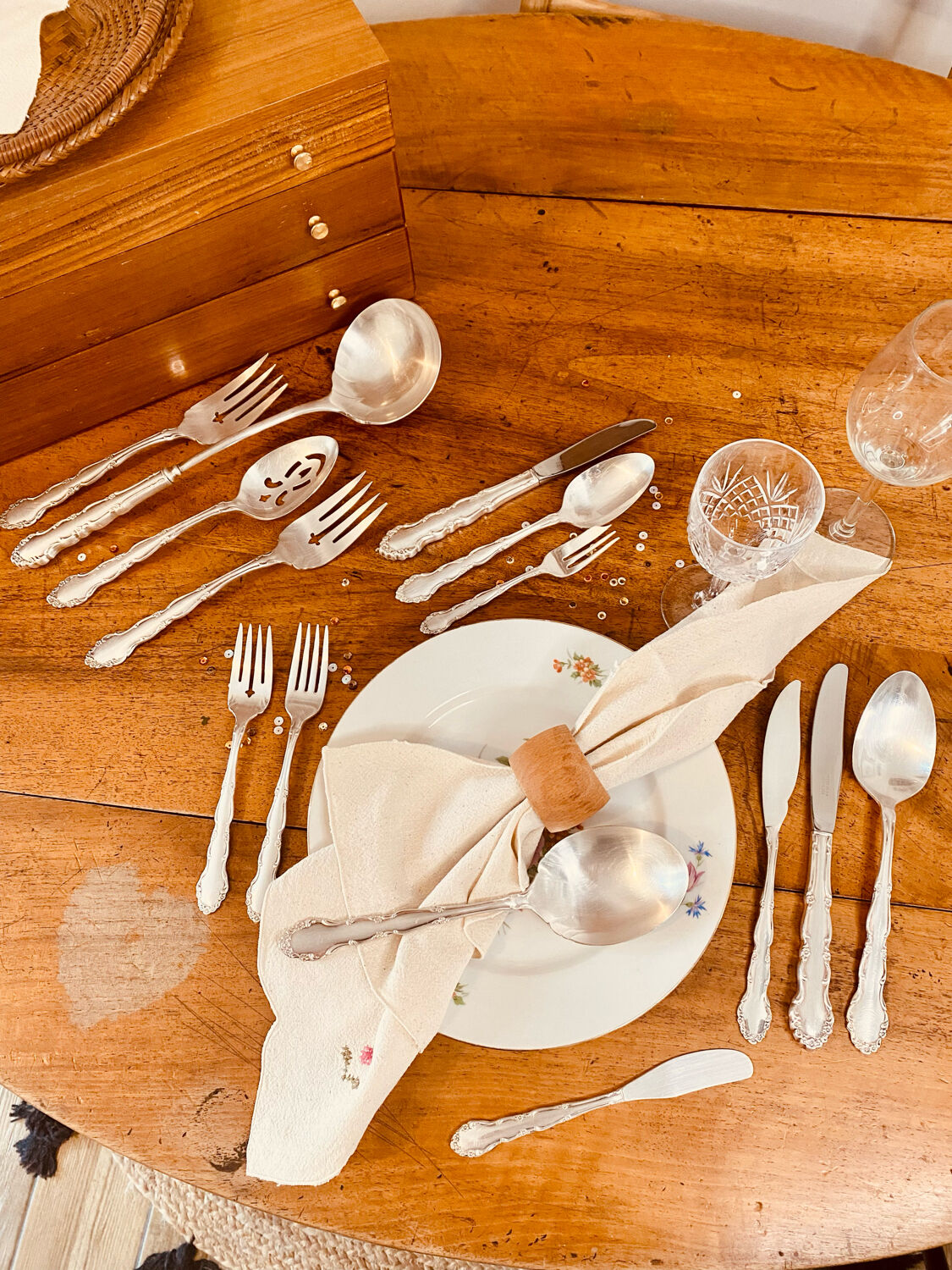 Silver cutlery for 12 guests