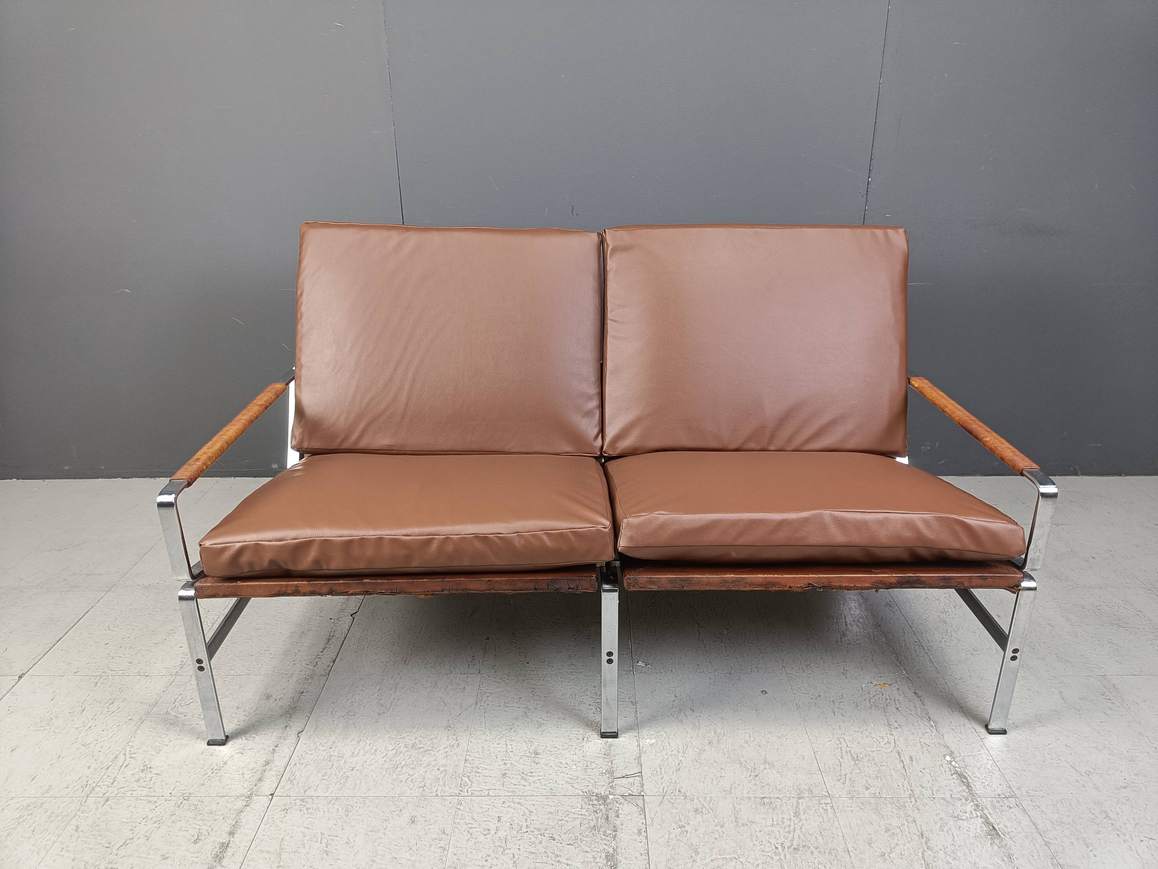 Vintage FK 6720 sofa by Fabricius & Kastholm for Kill International