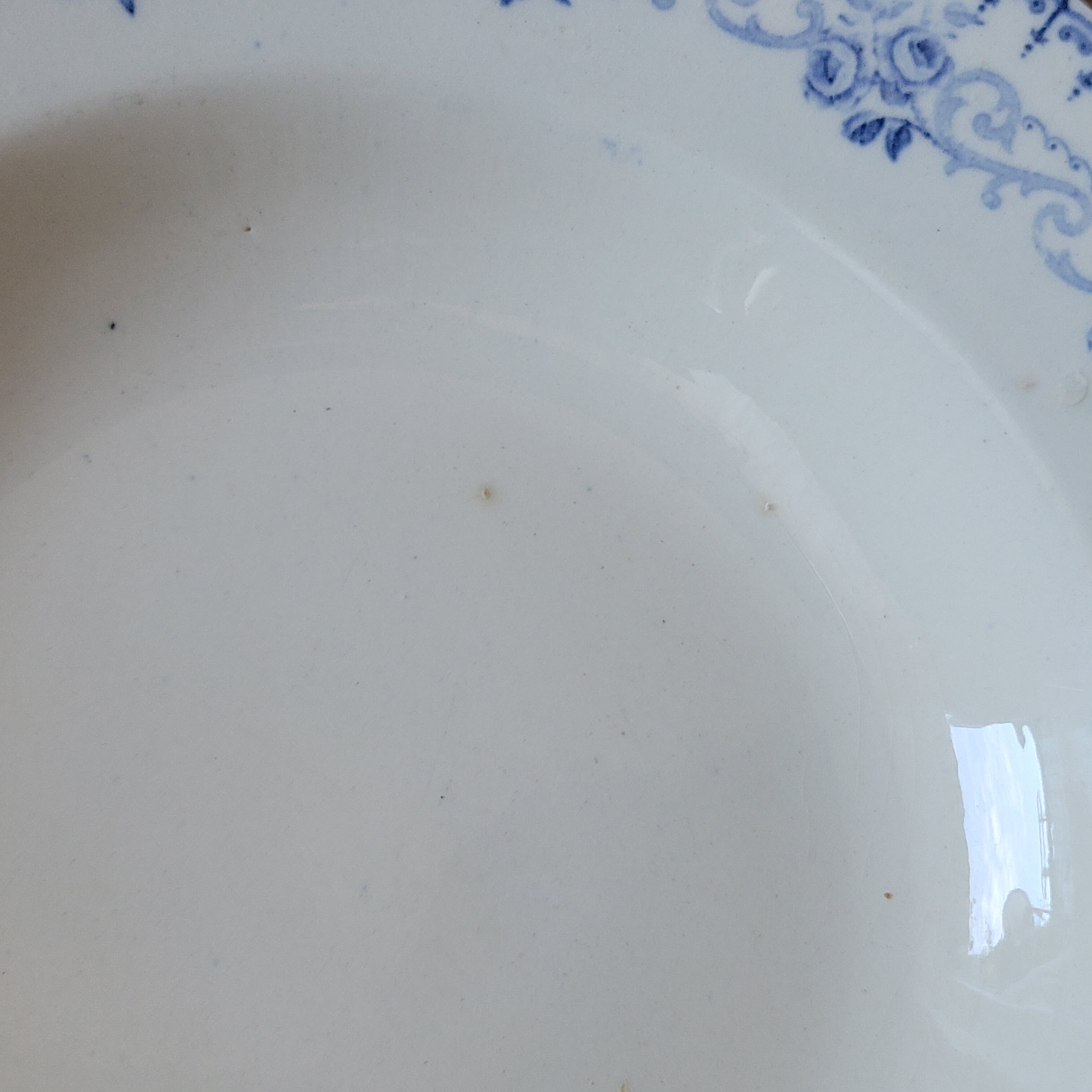 Choisy le Roi Boulenger 3 hollow plates model Parmentier Terre de Fer