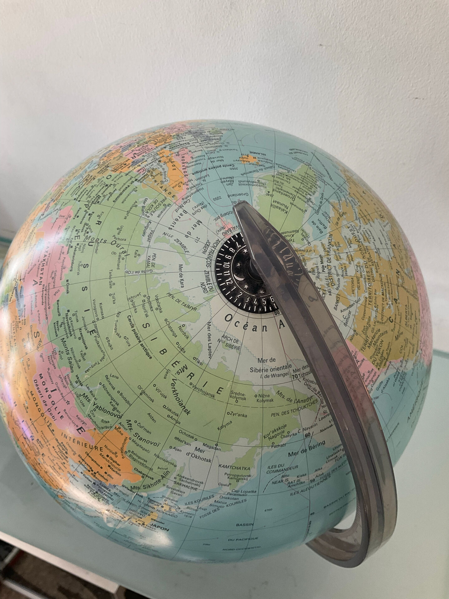 Globe terrestre vintage des années 70-80