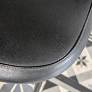 Pair of vintage 1970s armchairs/chairs in Italian Saarinen style.