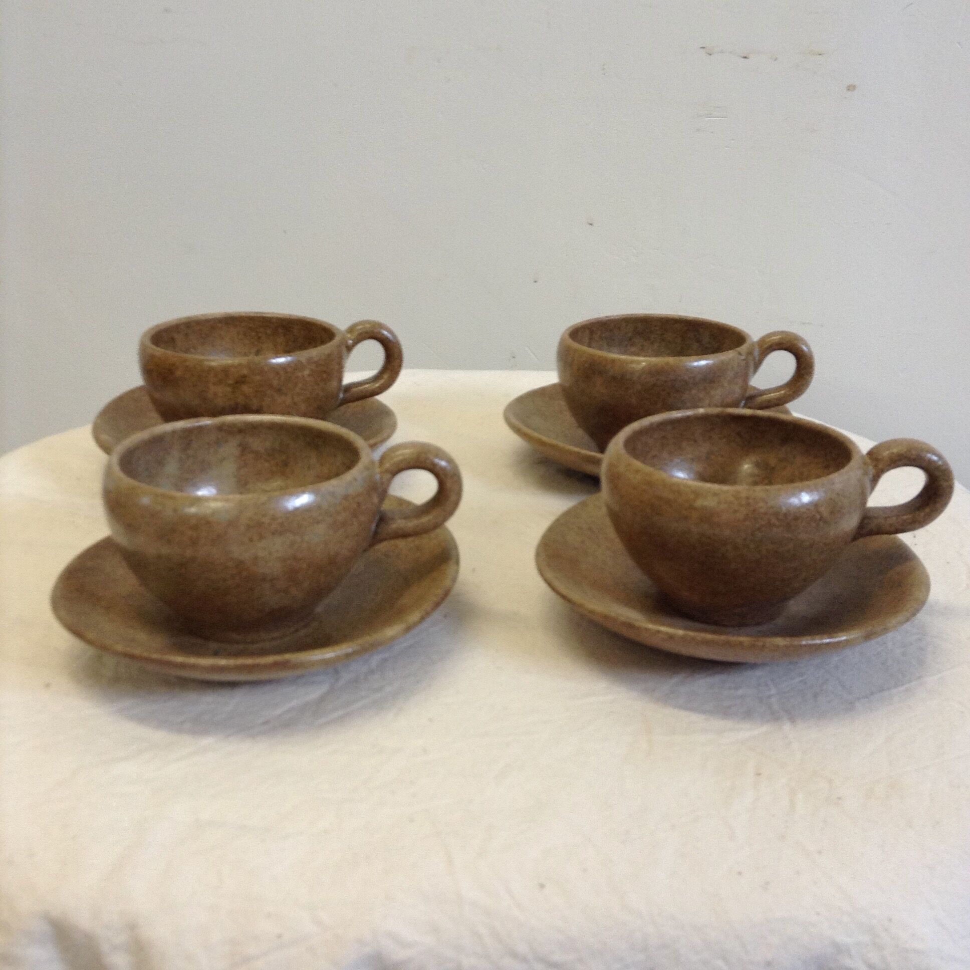 Tasses à café en grès