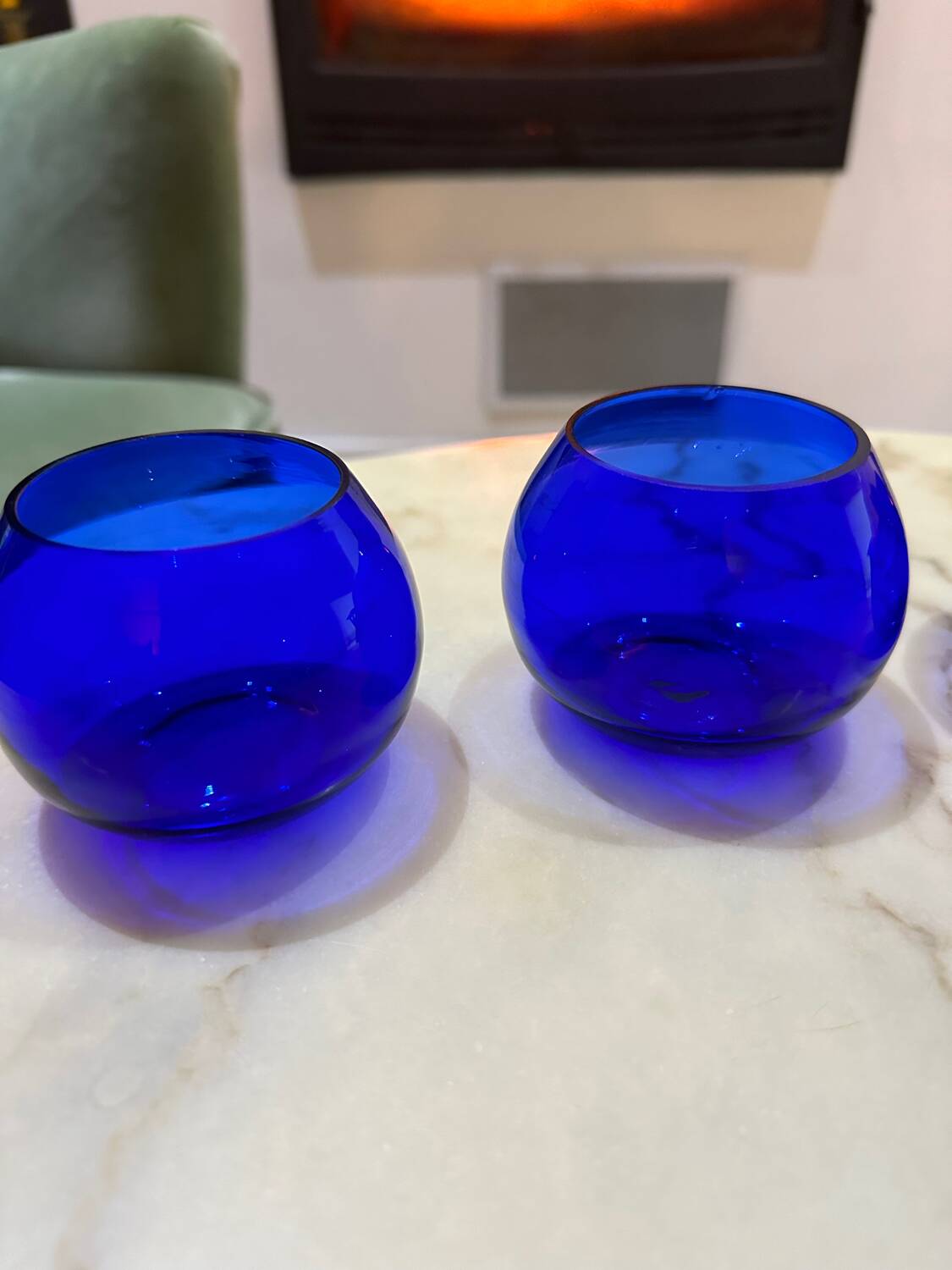 Set of 3 blue glass candle holders