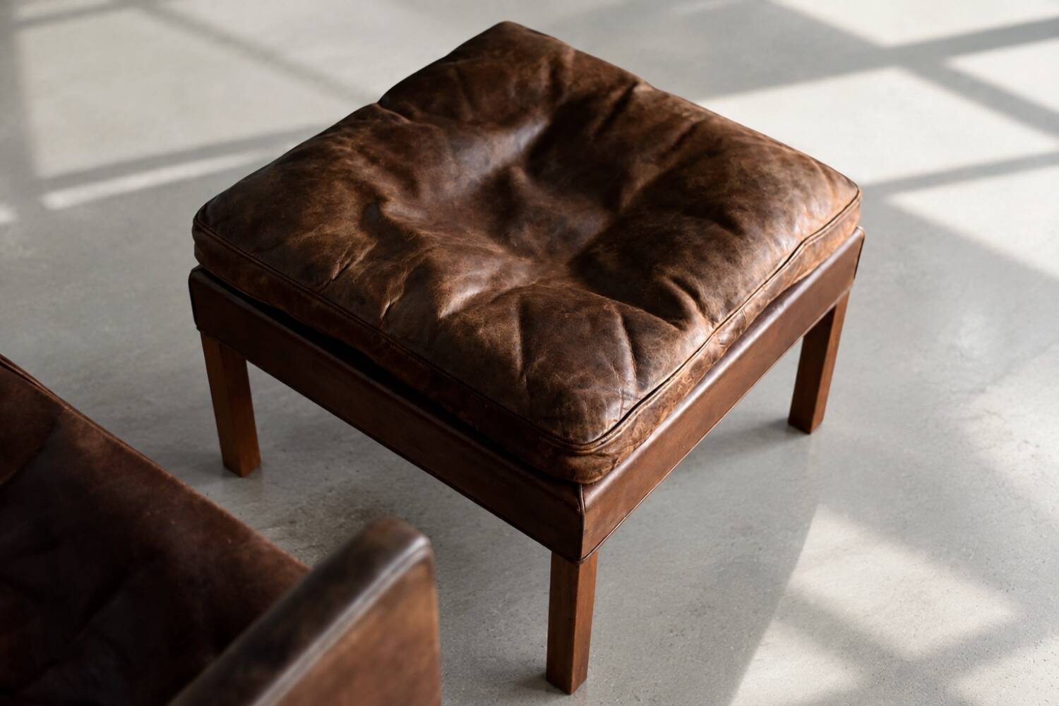 Vintage Mid-Century Danish Modern Lounge Leather Chair & Ottoman Model 2207