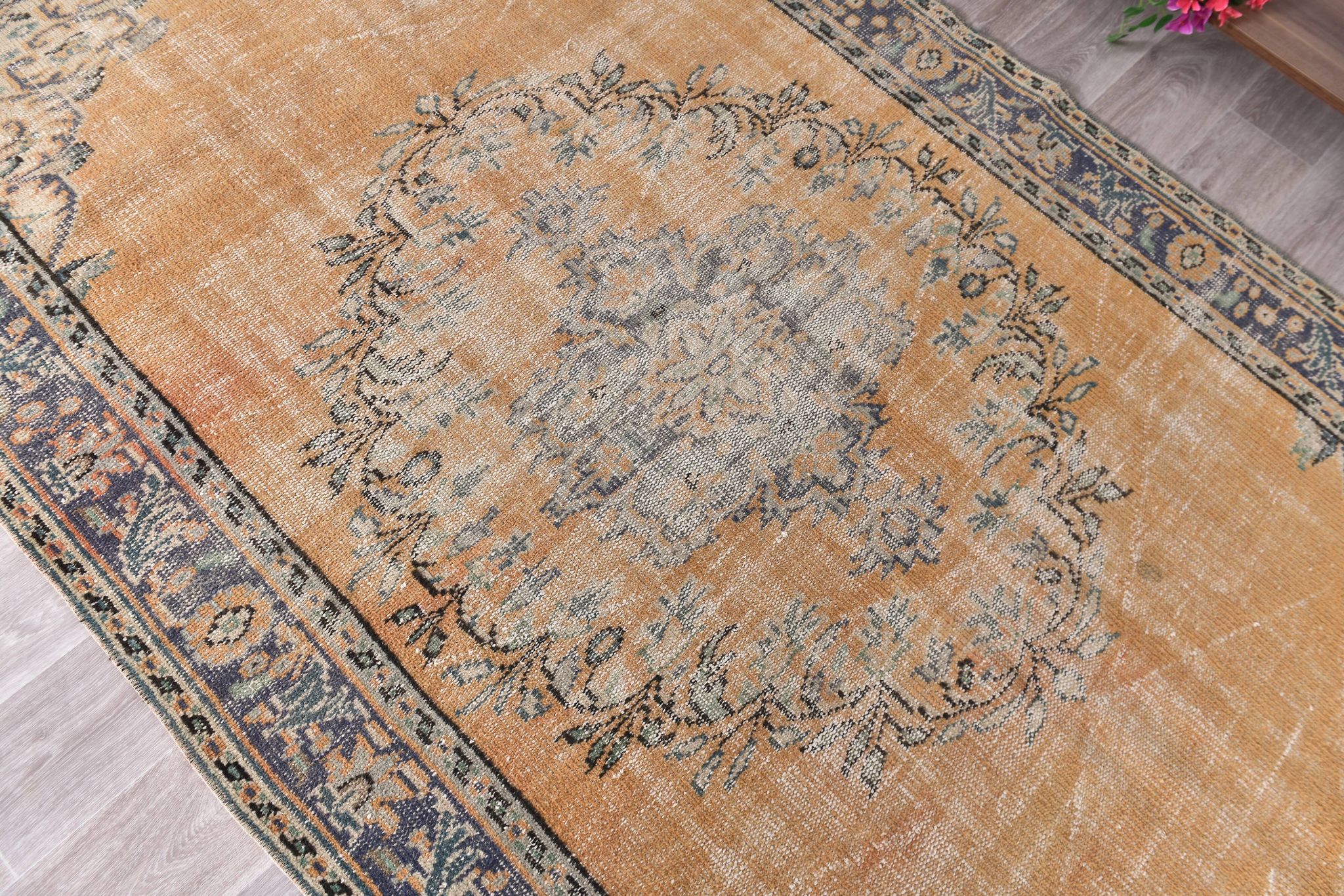 Tapis vintage classique orange 57s 158x260 cm