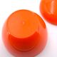 Pomme à glaçons orange en plastique, années 70