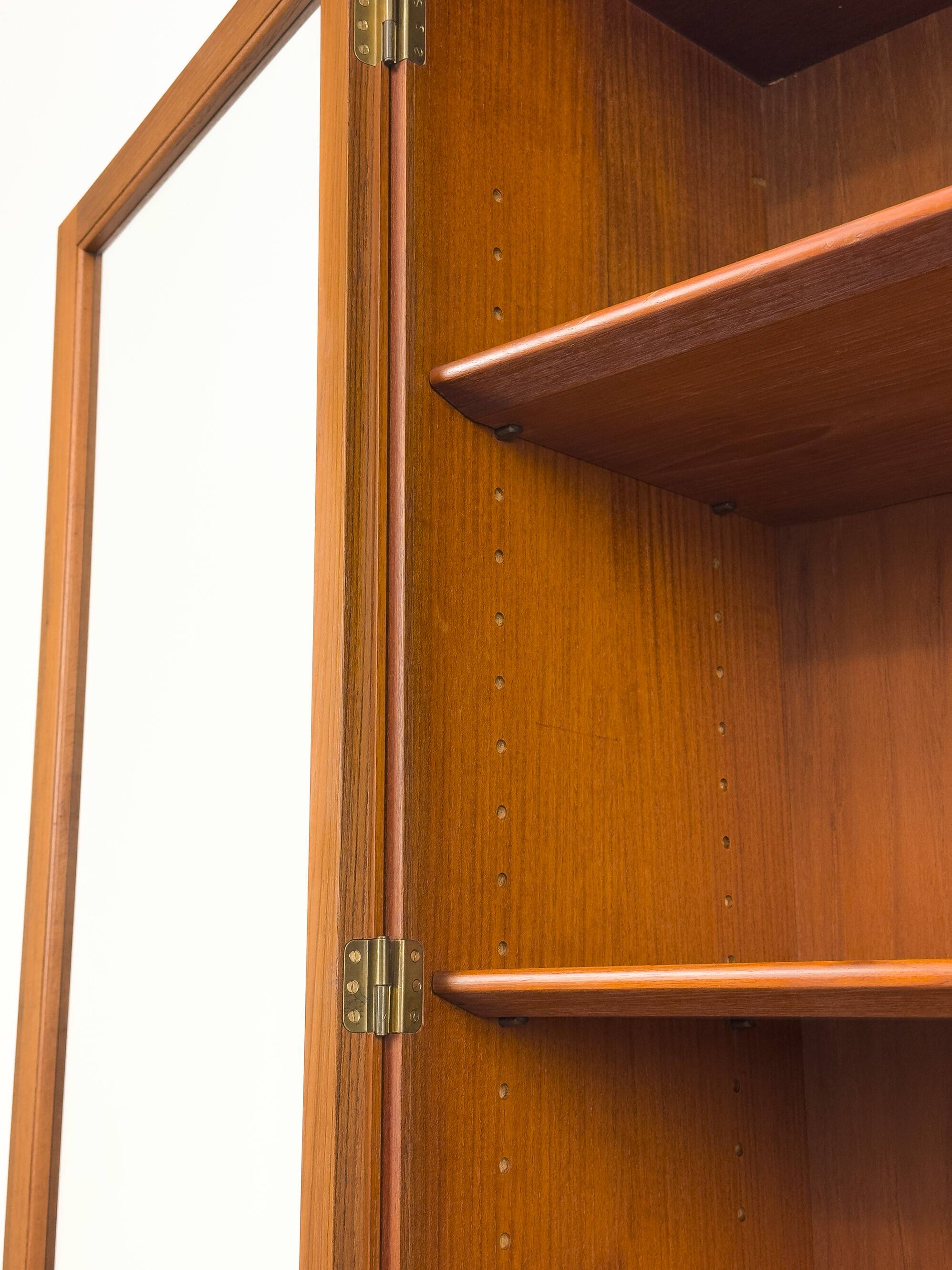 Danish Display Case in Teak by Børge Mogensen for Søborg Møbelfabrik, 1960s