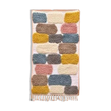 Handmade Berber hallway rug made of wool.