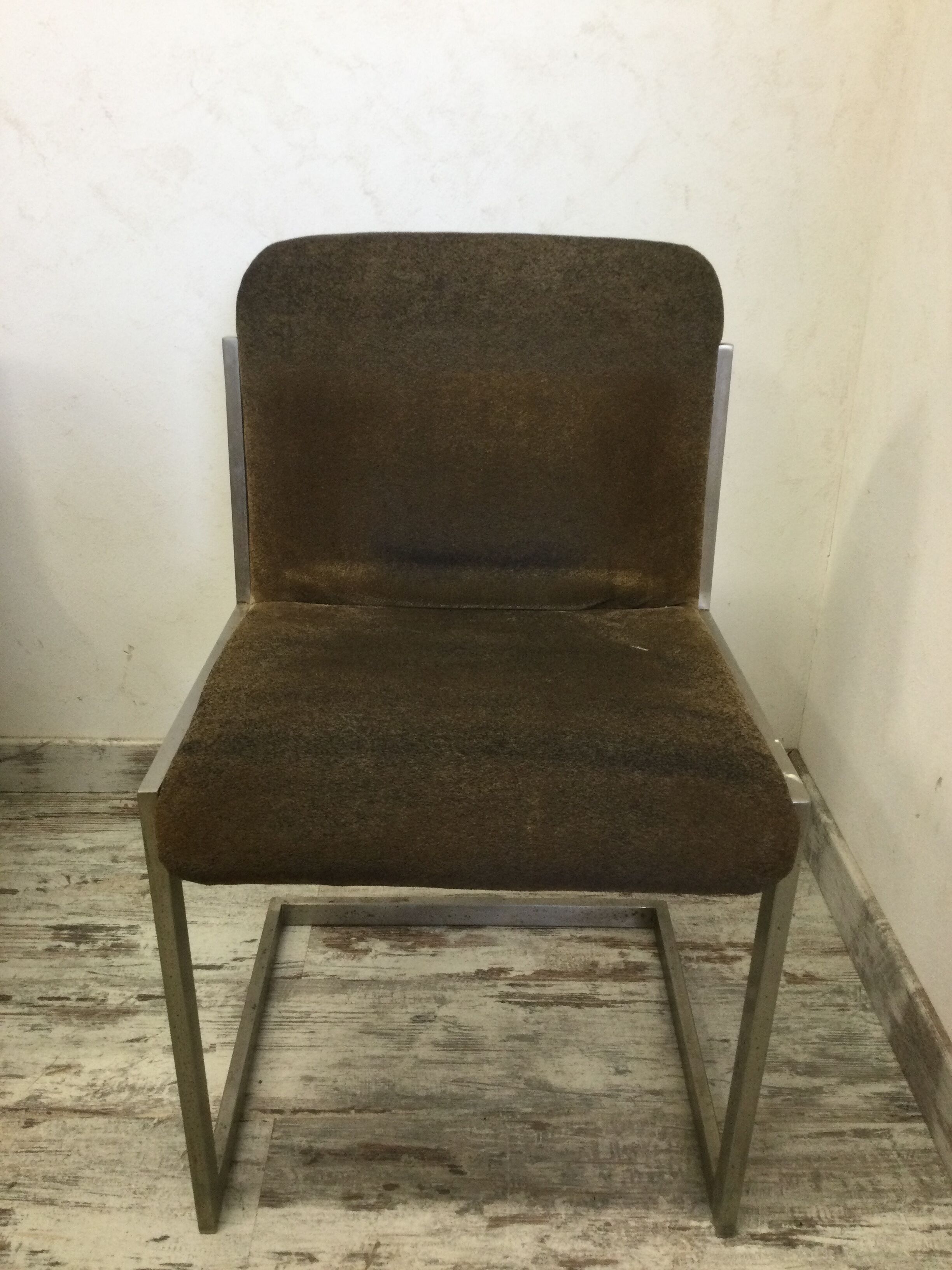 Design table year 70