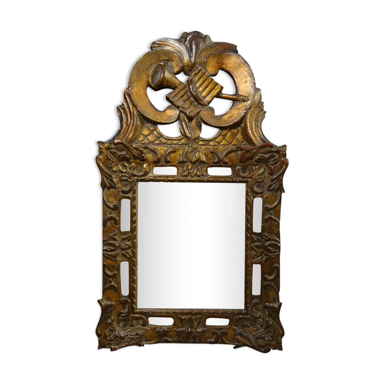 Regency mirror with parcloses in gilded carved wood 39 x 65 cm
