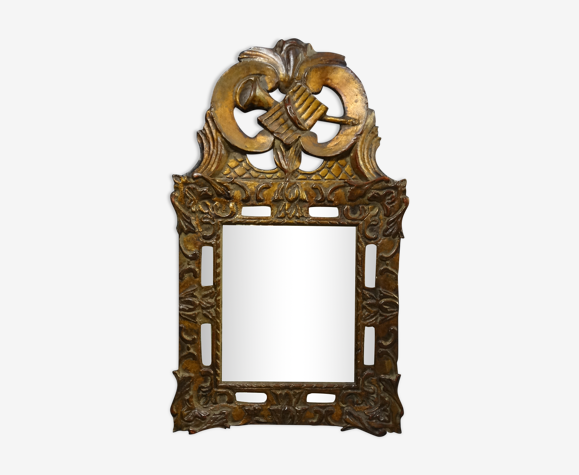 Miroir Régence à parcloses en bois sculpté doré 39 x 65 cm