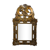Miroir Régence à parcloses en bois sculpté doré 39 x 65 cm