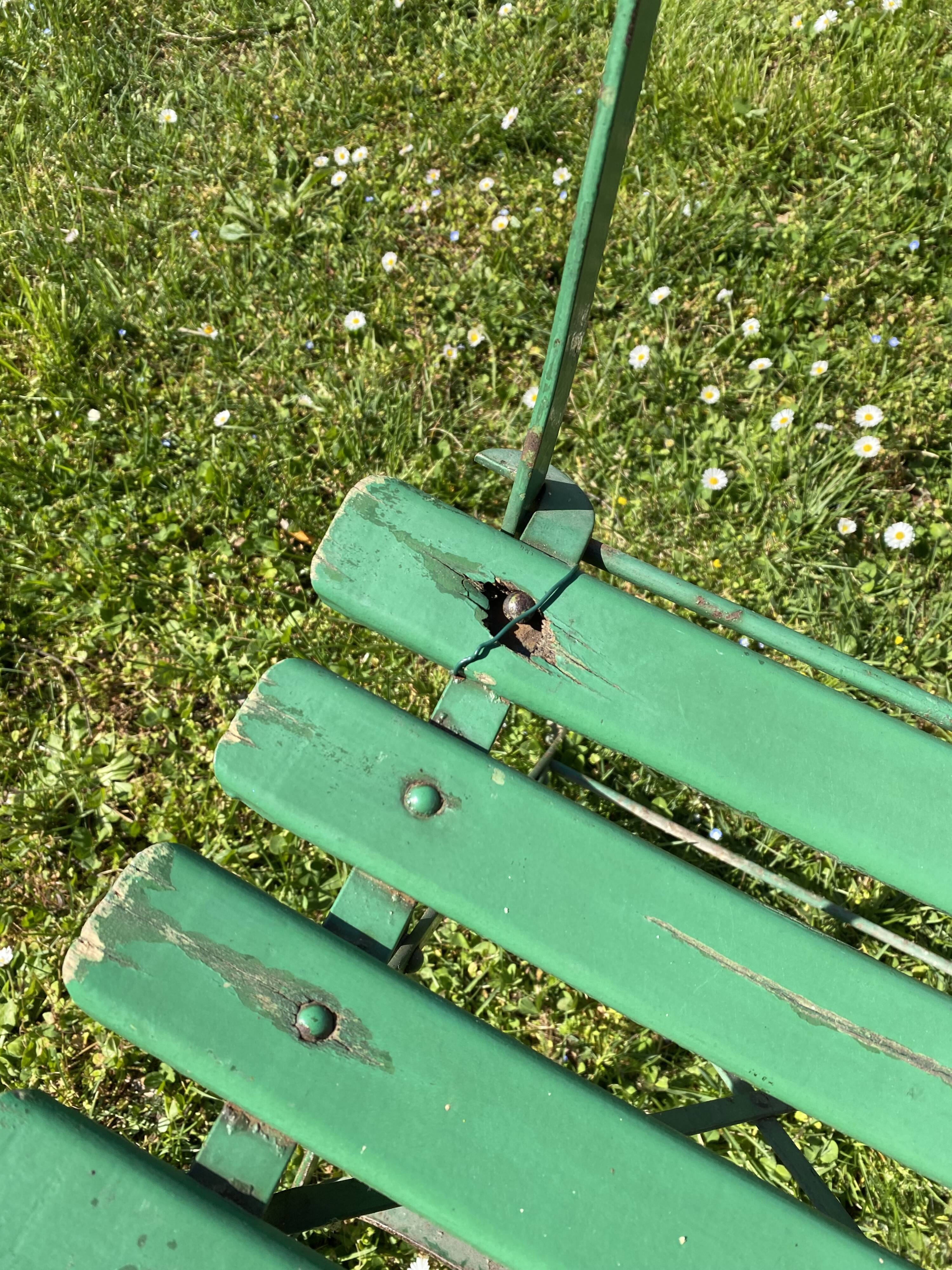 Set of 4 folding garden chairs - vintage green