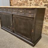 Commercial furniture trade counter