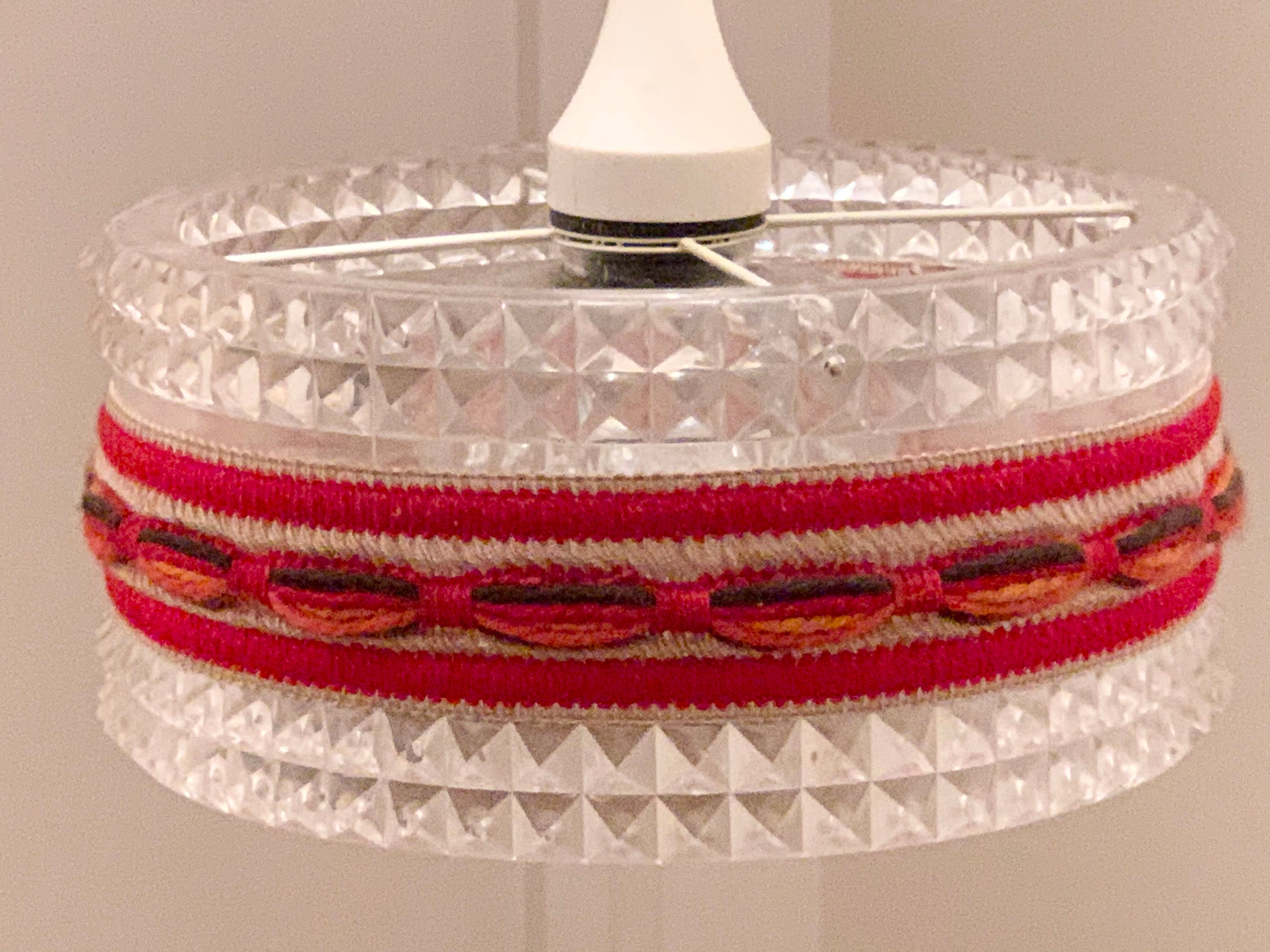 Suspension verre et plexiglas 1970