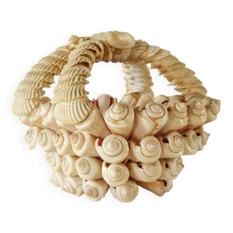 70s Shell Decorative Basket.