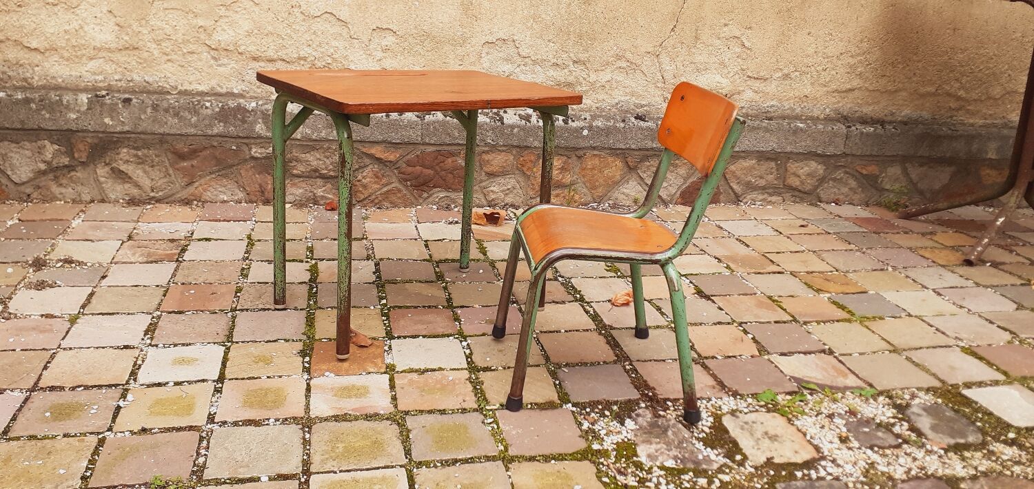 Children's desk and its chair year 50 solid teak tubular structure