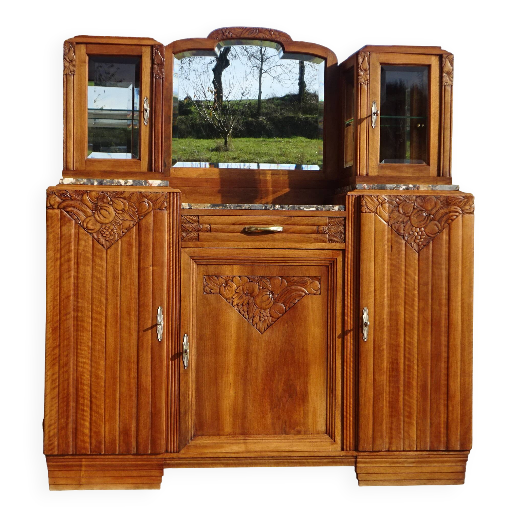 Buffet Art Déco en noyer avec marbres et guérites