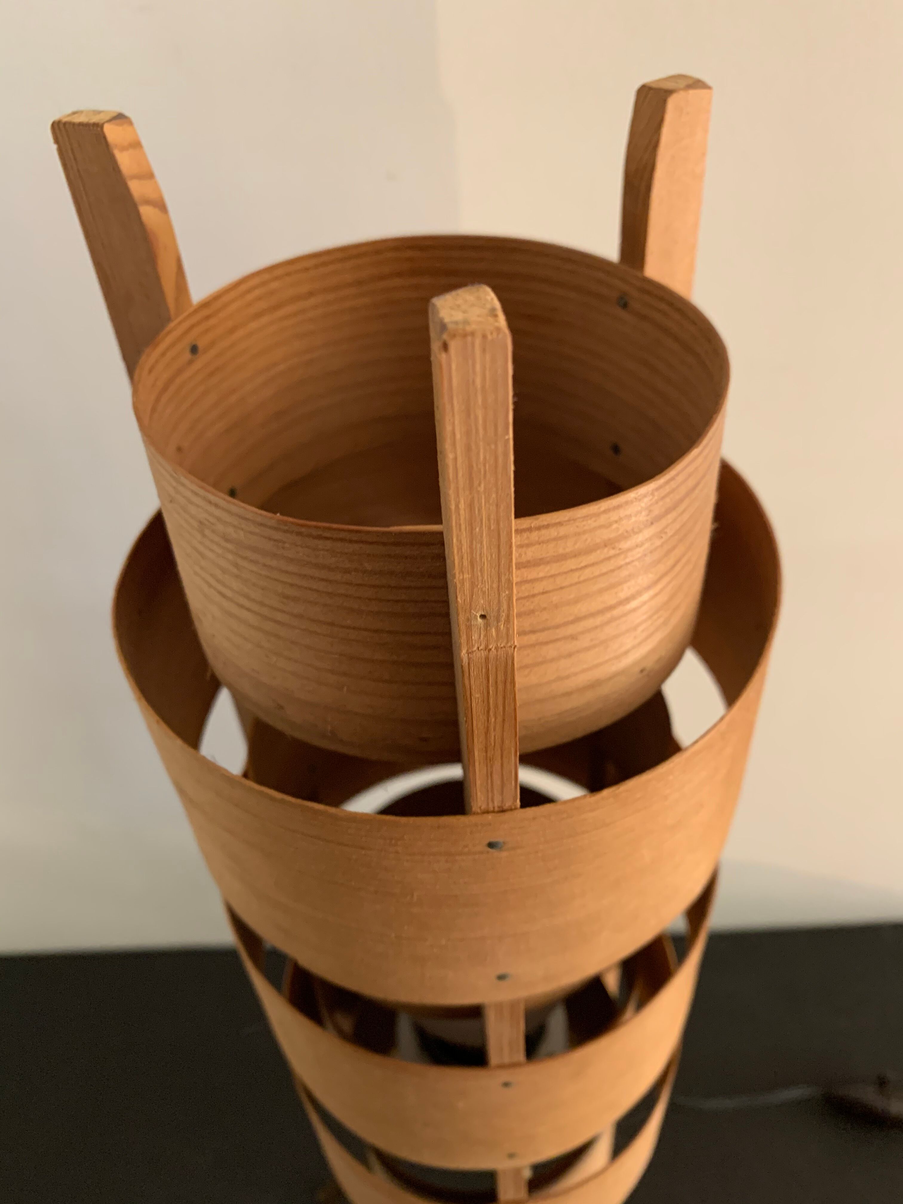 Scandinavian tripod hans-Agne Jakobsson tripod lamp for Ellysett Markaryd 1960