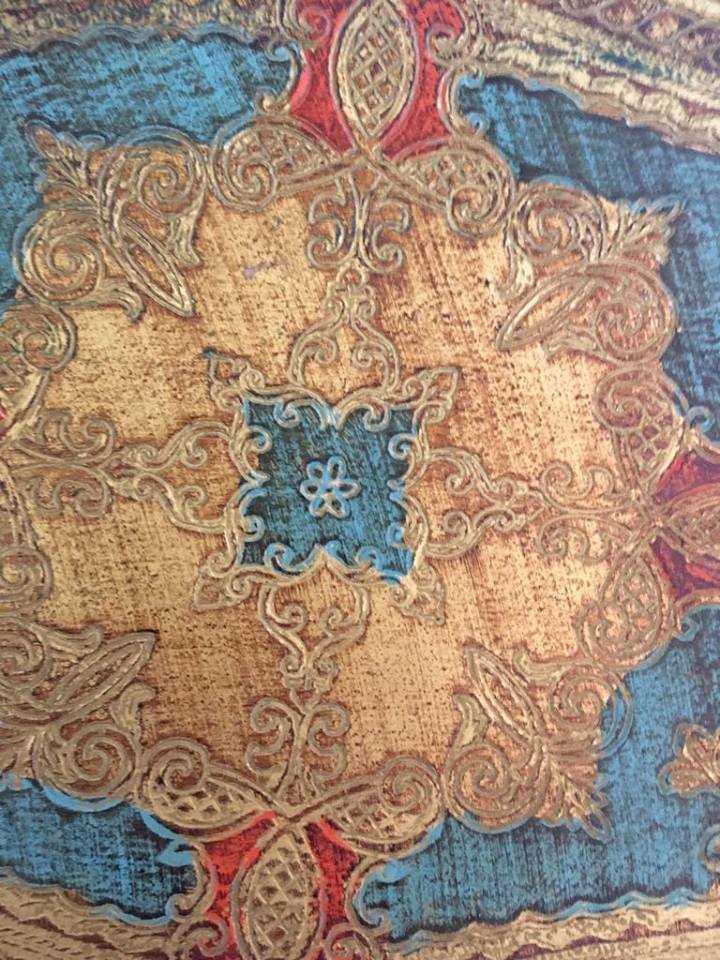 Plateau style florentin en doré orange et bleu