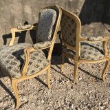 Paire de fauteuils cabriolets de style Louis XV