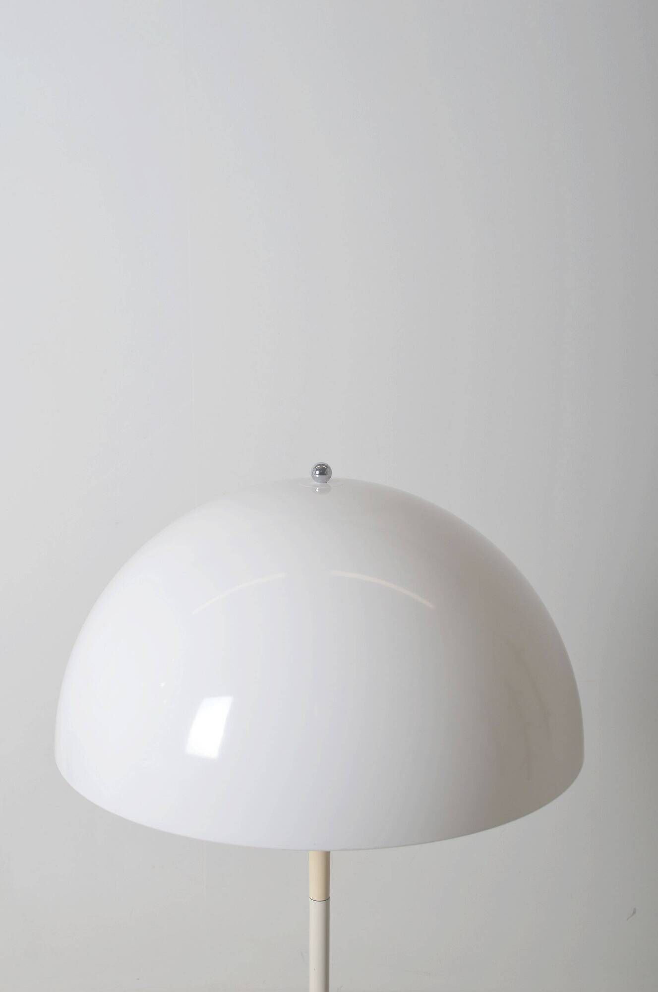 Panthella floor lamp designed by Verner Panton for Louis Poulsen, 1970s