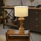 Lampe en chêne des années 1950